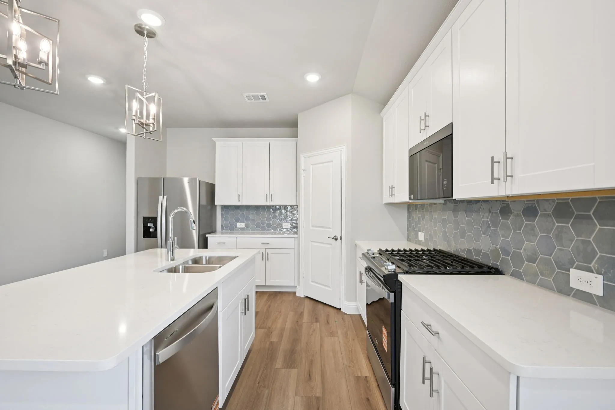 Photo is not of the actual home, but is an inspirational photo of builder’s model home and may depict options, furnishings, and/or decorator features that are not included.