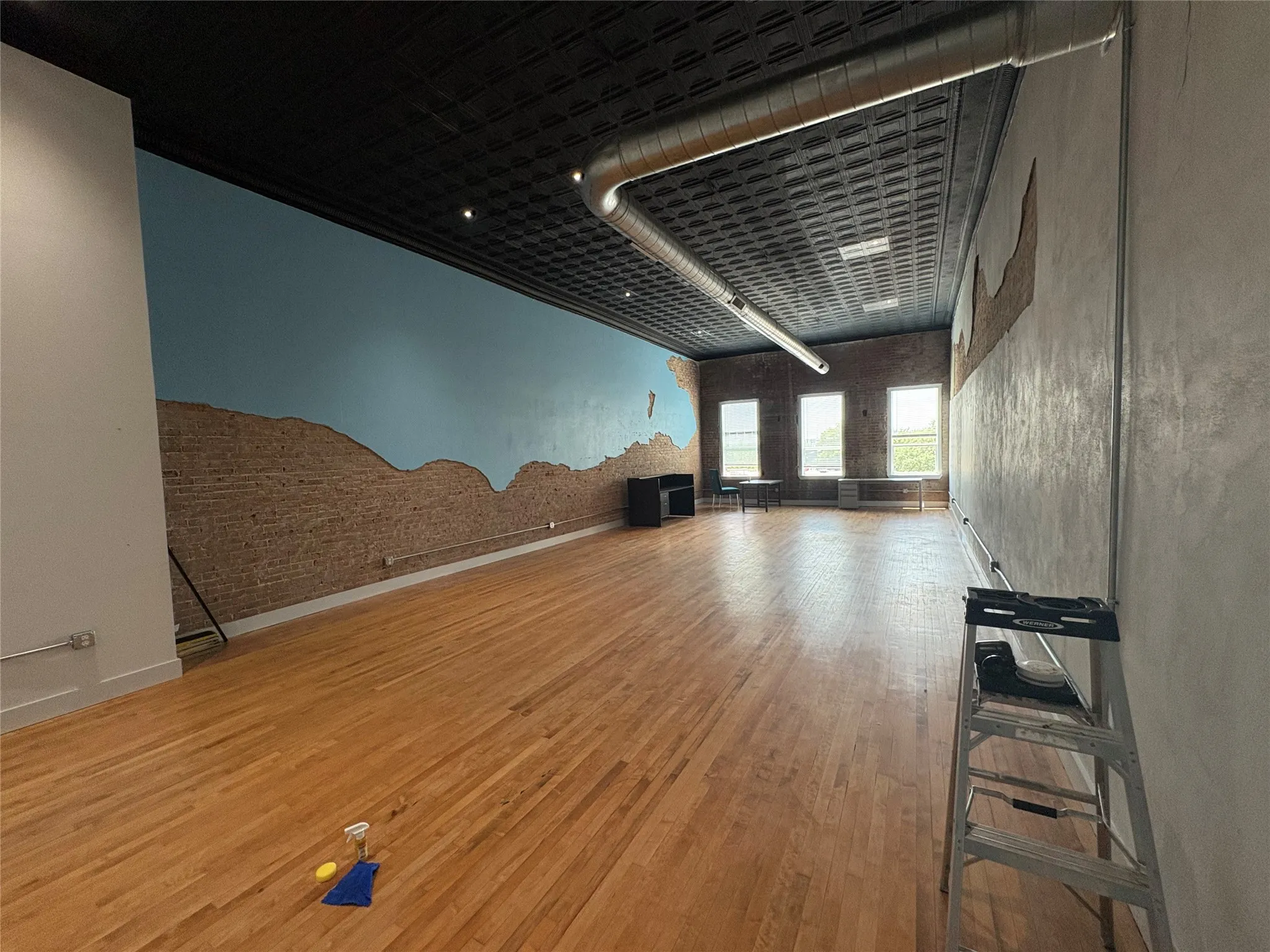 Office For Rent in Grayson County , 112 N Travis Street, Sherman, Texas 75090, 0, 0, Garage spaces, 0 Sqft, built in 1880, mls#21322154, Real Estate Agent in Sherman, Homes For Rent in Grayson county, Homes For Rent in Sherman, Realtor in Sherman Texas, Real Estate Brokerage Independent Realty Texas, Luminita Cordes Realtor