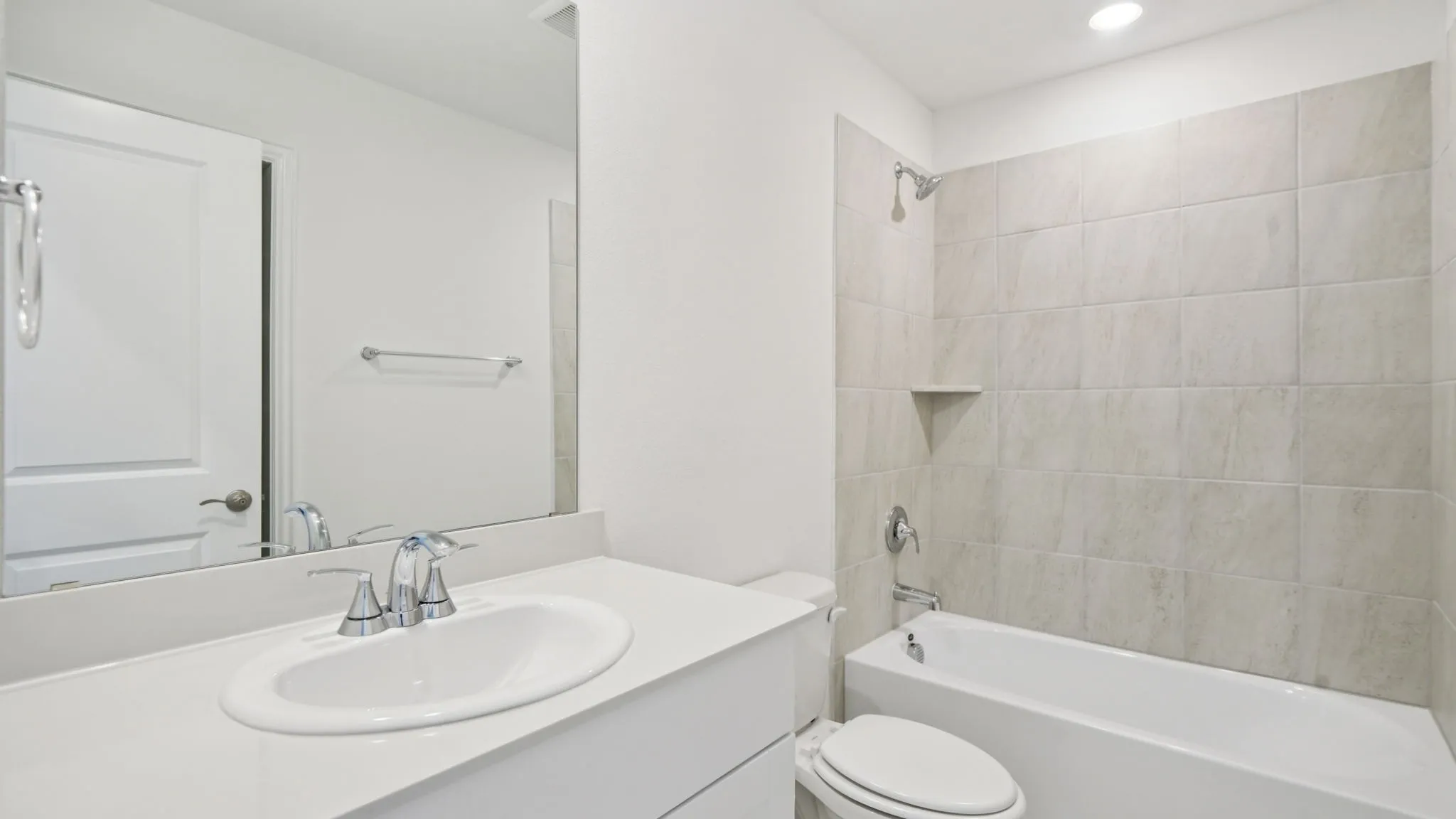 Photo is not of the actual home, but is an inspirational photo of builder’s model home and may depict options, furnishings, and/or decorator features that are not included.