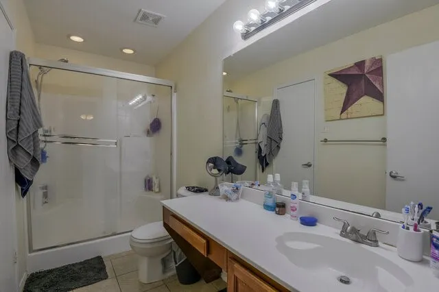 Single Family Residence For Sale in Ellis County , 1230 Misty Drive, Midlothian, Texas 76065, 3 Bedrooms, 2 Bathrooms, 2 Garage spaces, 1,548 Sqft, built in 2001, Price $299,000, mls#21321856, Real Estate Agent in Midlothian, Homes For Sale in Ellis county, Homes For Sale in Midlothian, Realtor in Midlothian Texas, Real Estate Brokerage Independent Realty Texas, Luminita Cordes Realtor