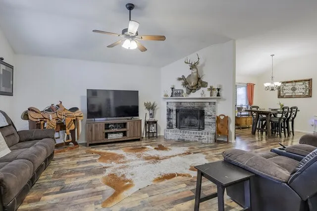 Single Family Residence For Sale in Ellis County , 1230 Misty Drive, Midlothian, Texas 76065, 3 Bedrooms, 2 Bathrooms, 2 Garage spaces, 1,548 Sqft, built in 2001, Price $299,000, mls#21321856, Real Estate Agent in Midlothian, Homes For Sale in Ellis county, Homes For Sale in Midlothian, Realtor in Midlothian Texas, Real Estate Brokerage Independent Realty Texas, Luminita Cordes Realtor