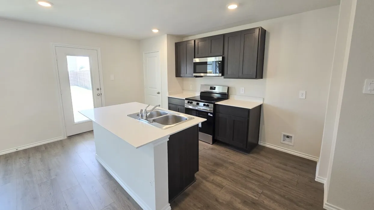 Single Family Residence For Sale in Collin County , 1821 Teton River Drive, Blue Ridge, Texas 75424, 3 Bedroom, 3 Bathroom, 2 Garage spaces, 1,532 Sqft, built in 2026, mls#21322205, Real Estate Agent in Blue Ridge, Homes For Sale in Collin county, Homes For Sale in Blue Ridge, Realtor in Blue Ridge Texas, Real Estate Brokerage Independent Realty Texas, Luminita Cordes Realtor