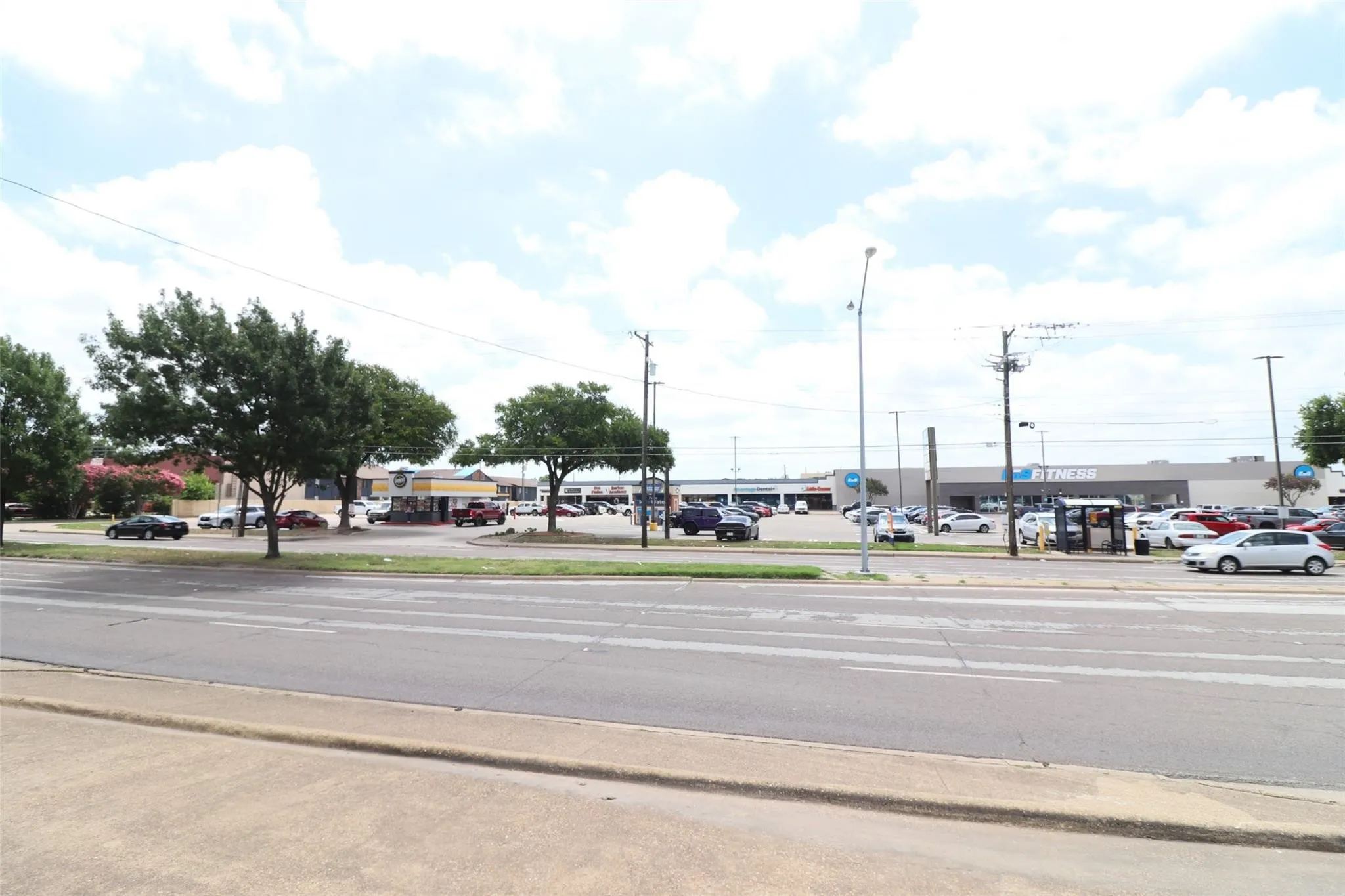 Retail For Rent in Dallas County , 8039 Ferguson Road, Dallas, Texas 75228, 0, 0, Garage spaces, 0 Sqft, built in 1955, mls#21322207, Real Estate Agent in Dallas, Homes For Rent in Dallas county, Homes For Rent in Dallas, Realtor in Dallas Texas, Real Estate Brokerage Independent Realty Texas, Luminita Cordes Realtor
