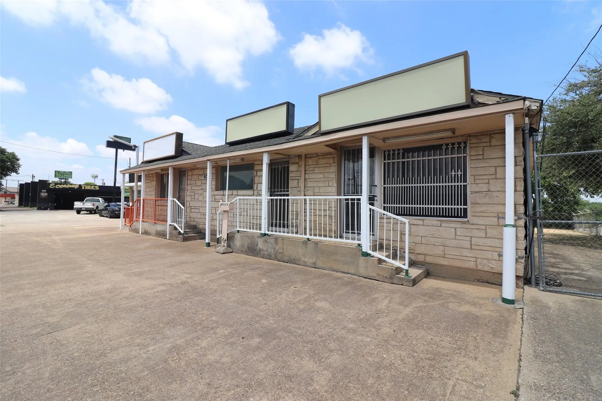 Retail For Rent in Dallas County , 8039 Ferguson Road, Dallas, Texas 75228, 0, 0, Garage spaces, 0 Sqft, built in 1955, mls#21322207, Real Estate Agent in Dallas, Homes For Rent in Dallas county, Homes For Rent in Dallas, Realtor in Dallas Texas, Real Estate Brokerage Independent Realty Texas, Luminita Cordes Realtor