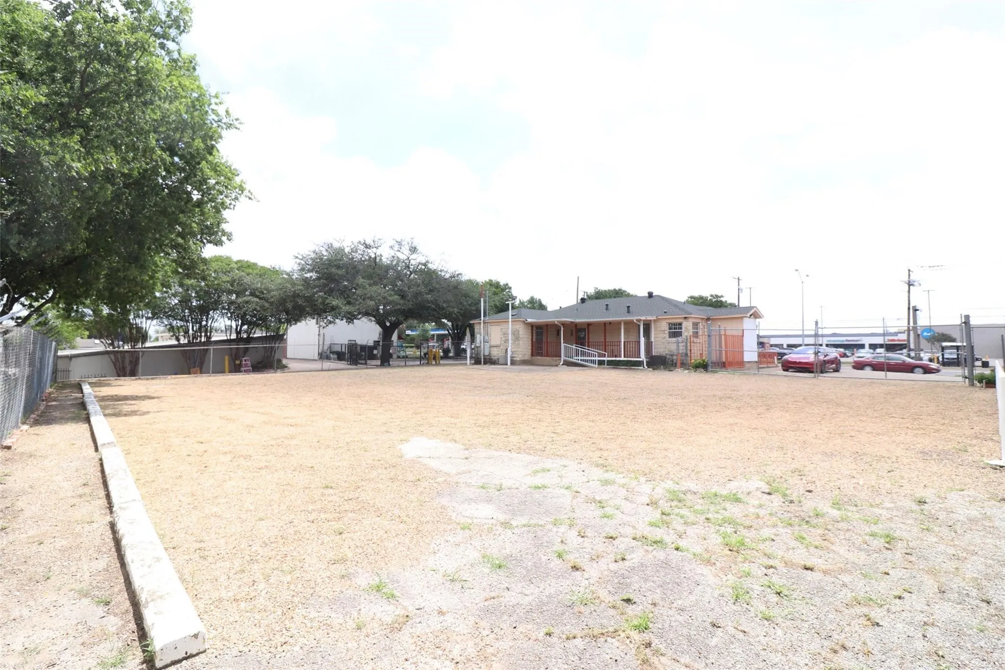 Retail For Rent in Dallas County , 8039 Ferguson Road, Dallas, Texas 75228, 0, 0, Garage spaces, 0 Sqft, built in 1955, mls#21322207, Real Estate Agent in Dallas, Homes For Rent in Dallas county, Homes For Rent in Dallas, Realtor in Dallas Texas, Real Estate Brokerage Independent Realty Texas, Luminita Cordes Realtor