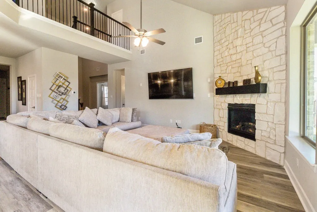Single Family Residence For Sale in Johnson County , 2711 Trinity Ridge Street, Mansfield, Texas 76063, 4 Bedroom, 4 Bathroom, 2 Garage spaces, 3,139 Sqft, built in 2022, mls#21322208, Real Estate Agent in Mansfield, Homes For Sale in Johnson county, Homes For Sale in Mansfield, Realtor in Mansfield Texas, Real Estate Brokerage Independent Realty Texas, Luminita Cordes Realtor