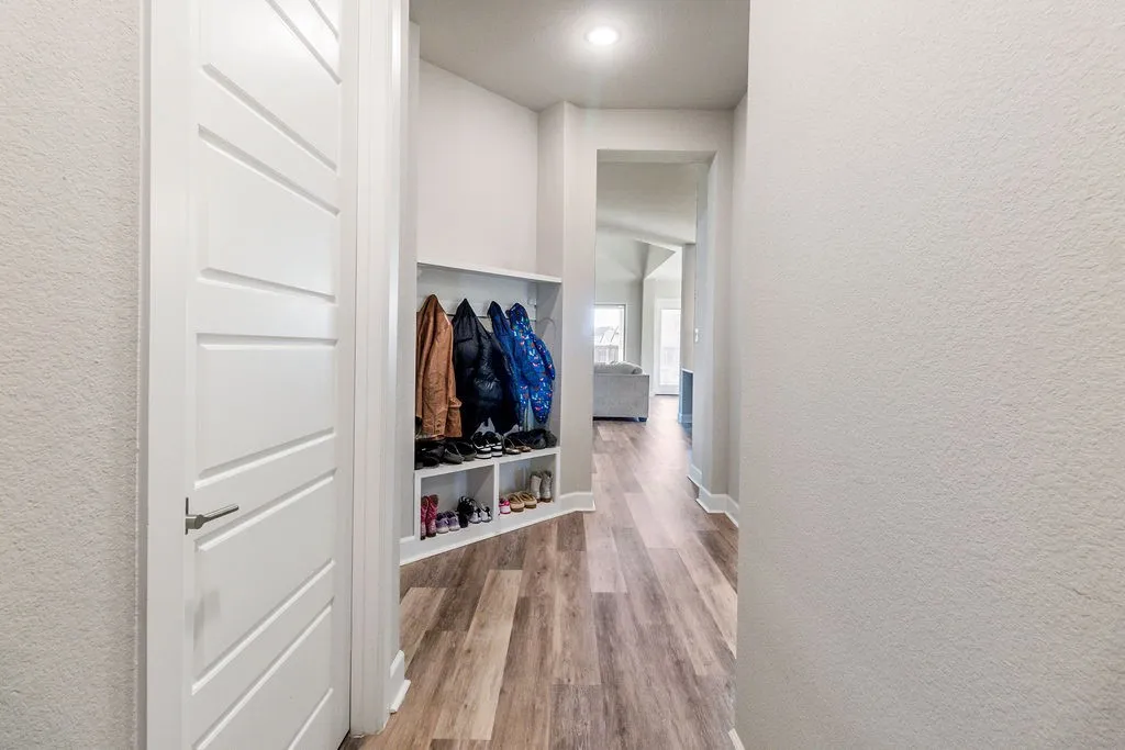 Single Family Residence For Sale in Johnson County , 2711 Trinity Ridge Street, Mansfield, Texas 76063, 4 Bedroom, 4 Bathroom, 2 Garage spaces, 3,139 Sqft, built in 2022, mls#21322208, Real Estate Agent in Mansfield, Homes For Sale in Johnson county, Homes For Sale in Mansfield, Realtor in Mansfield Texas, Real Estate Brokerage Independent Realty Texas, Luminita Cordes Realtor