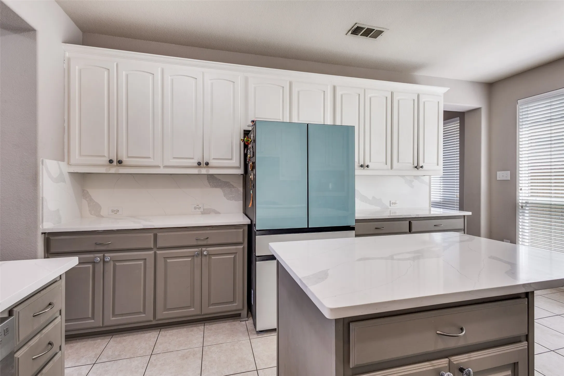 Single Family Residence For Rent in Collin County , 1620 Nicklaus Court, Mc Kinney, Texas 75072, 4 Bedroom, 2 Bathroom, 2 Garage spaces, 2,345 Sqft, built in 2001, mls#21321862, Real Estate Agent in Mc Kinney, Homes For Rent in Collin county, Homes For Rent in Mc Kinney, Realtor in Mc Kinney Texas, Real Estate Brokerage Independent Realty Texas, Luminita Cordes Realtor