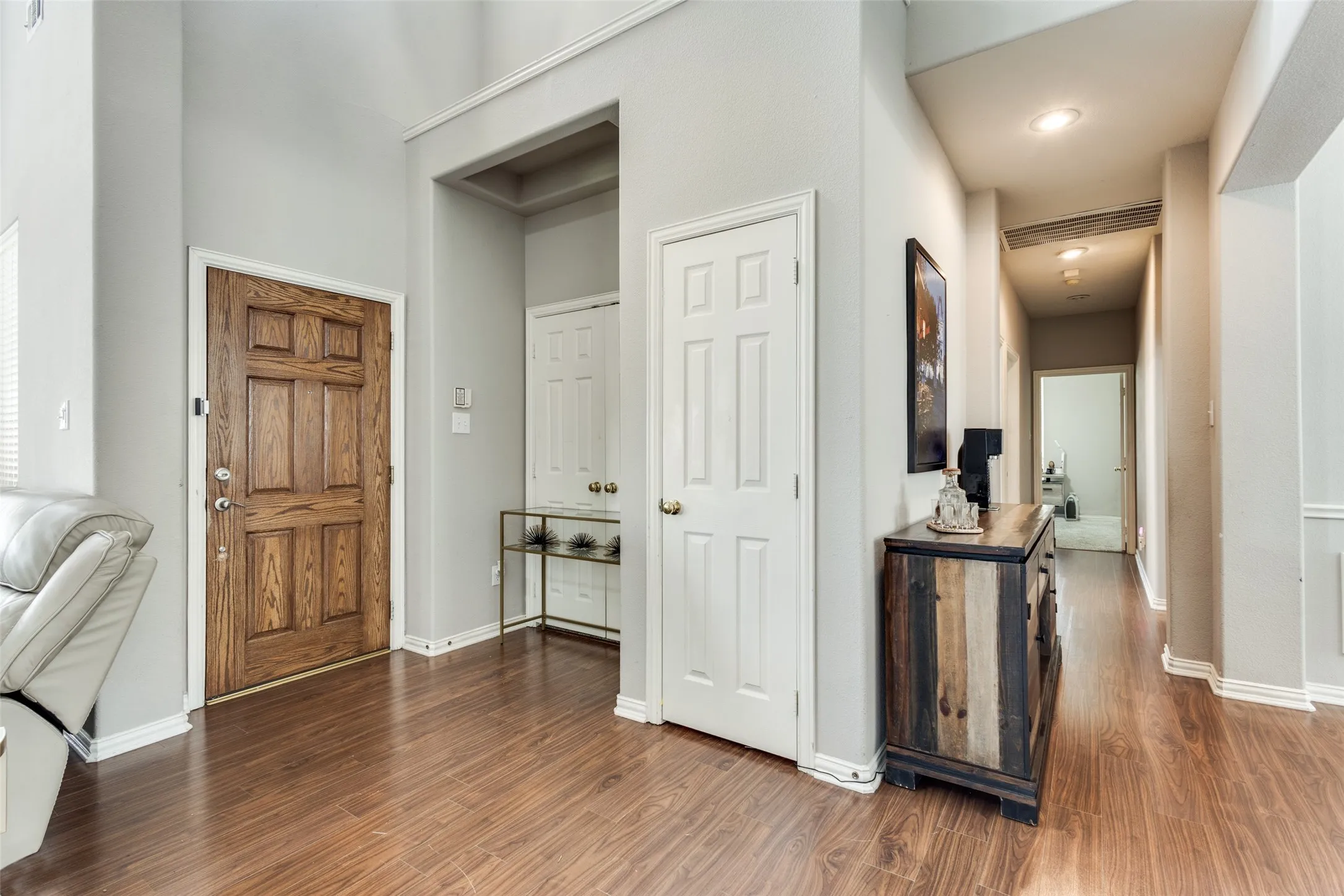 Single Family Residence For Rent in Collin County , 1620 Nicklaus Court, Mc Kinney, Texas 75072, 4 Bedroom, 2 Bathroom, 2 Garage spaces, 2,345 Sqft, built in 2001, mls#21321862, Real Estate Agent in Mc Kinney, Homes For Rent in Collin county, Homes For Rent in Mc Kinney, Realtor in Mc Kinney Texas, Real Estate Brokerage Independent Realty Texas, Luminita Cordes Realtor