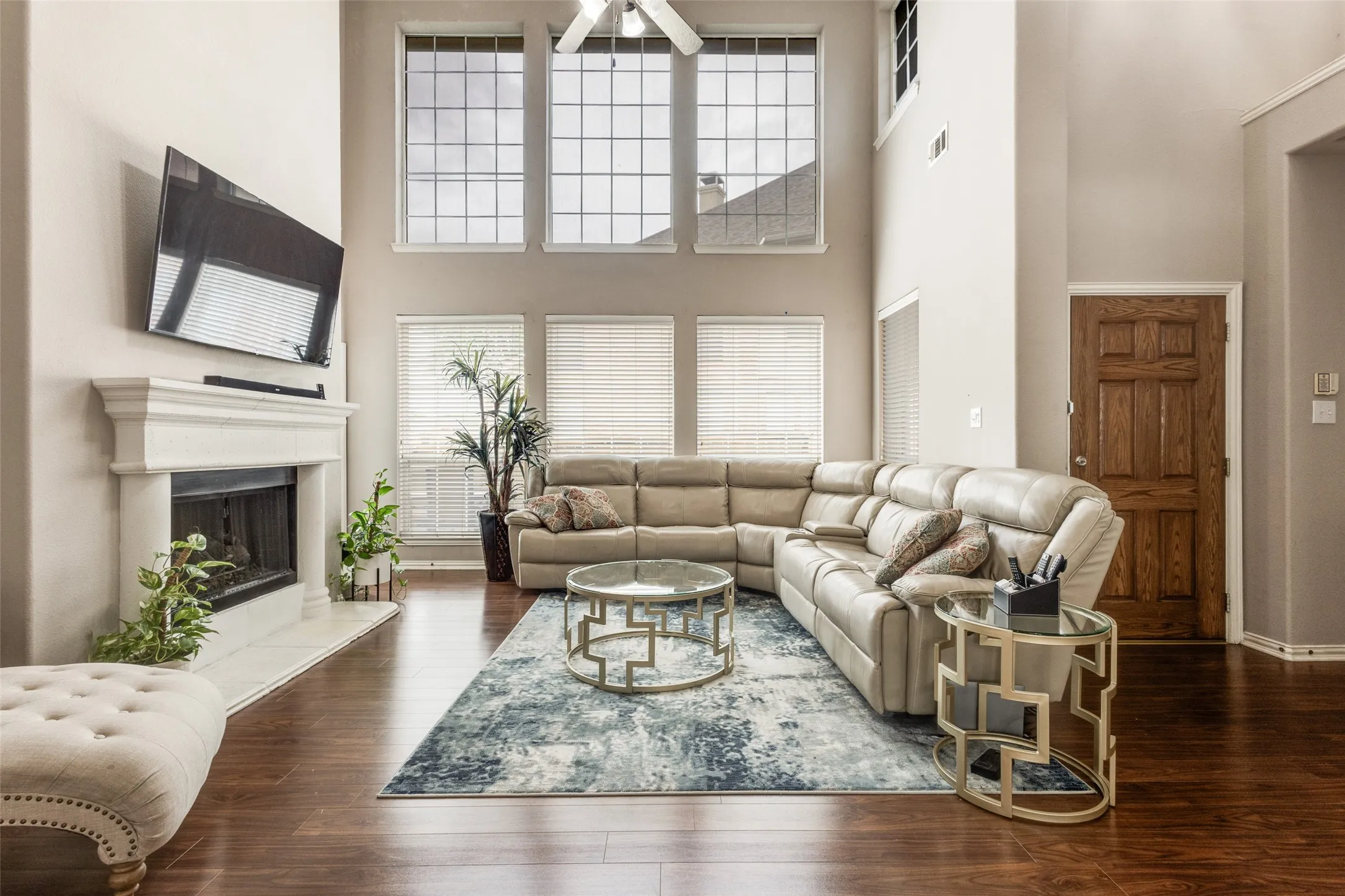 Single Family Residence For Rent in Collin County , 1620 Nicklaus Court, Mc Kinney, Texas 75072, 4 Bedroom, 2 Bathroom, 2 Garage spaces, 2,345 Sqft, built in 2001, mls#21321862, Real Estate Agent in Mc Kinney, Homes For Rent in Collin county, Homes For Rent in Mc Kinney, Realtor in Mc Kinney Texas, Real Estate Brokerage Independent Realty Texas, Luminita Cordes Realtor