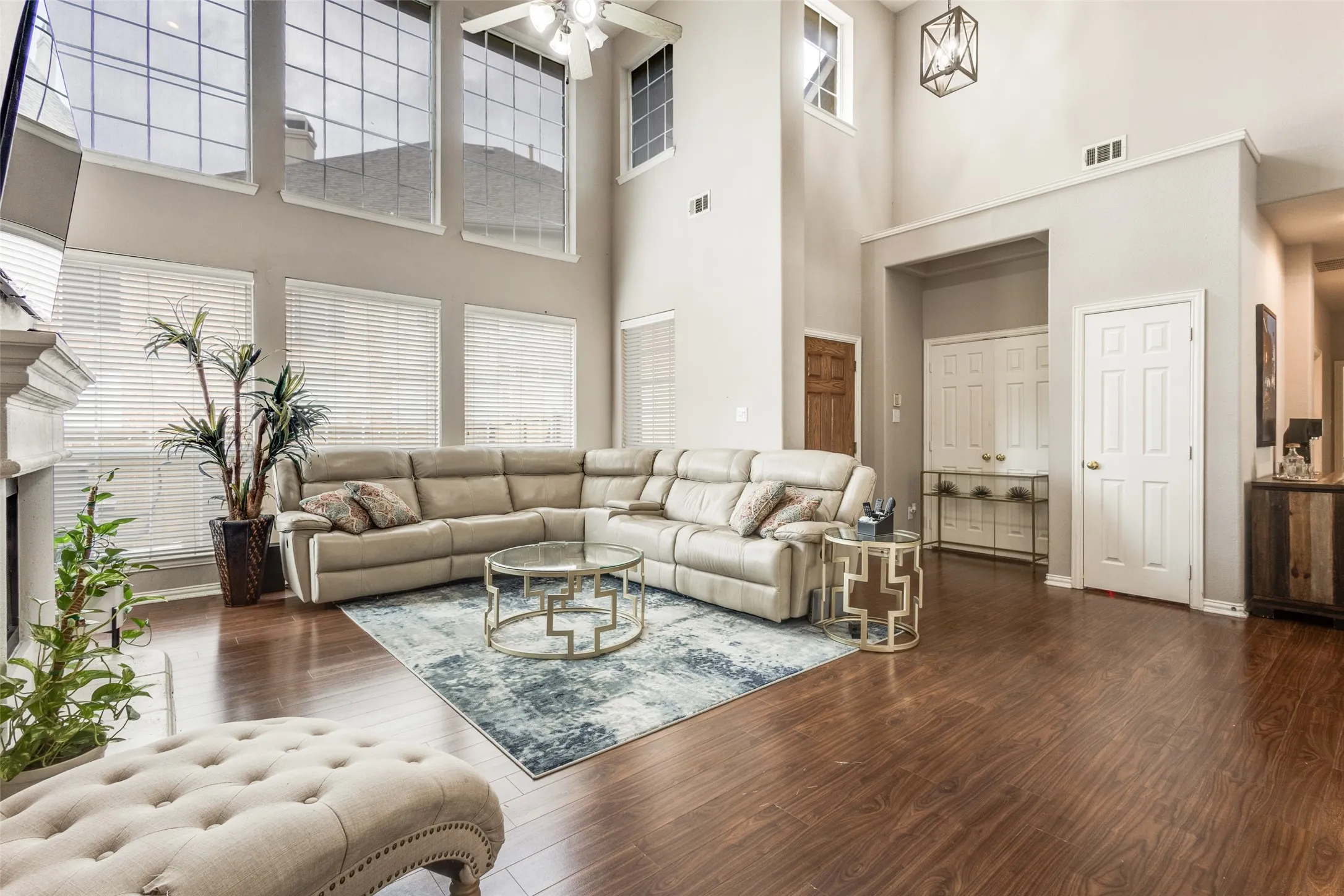 Single Family Residence For Rent in Collin County , 1620 Nicklaus Court, Mc Kinney, Texas 75072, 4 Bedroom, 2 Bathroom, 2 Garage spaces, 2,345 Sqft, built in 2001, mls#21321862, Real Estate Agent in Mc Kinney, Homes For Rent in Collin county, Homes For Rent in Mc Kinney, Realtor in Mc Kinney Texas, Real Estate Brokerage Independent Realty Texas, Luminita Cordes Realtor