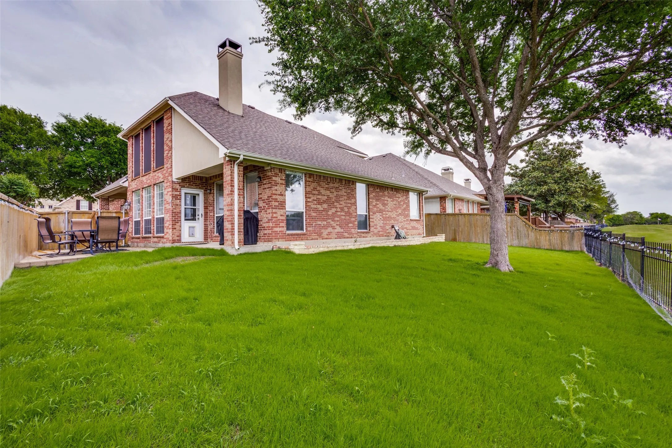 Single Family Residence For Rent in Collin County , 1620 Nicklaus Court, Mc Kinney, Texas 75072, 4 Bedroom, 2 Bathroom, 2 Garage spaces, 2,345 Sqft, built in 2001, mls#21321862, Real Estate Agent in Mc Kinney, Homes For Rent in Collin county, Homes For Rent in Mc Kinney, Realtor in Mc Kinney Texas, Real Estate Brokerage Independent Realty Texas, Luminita Cordes Realtor