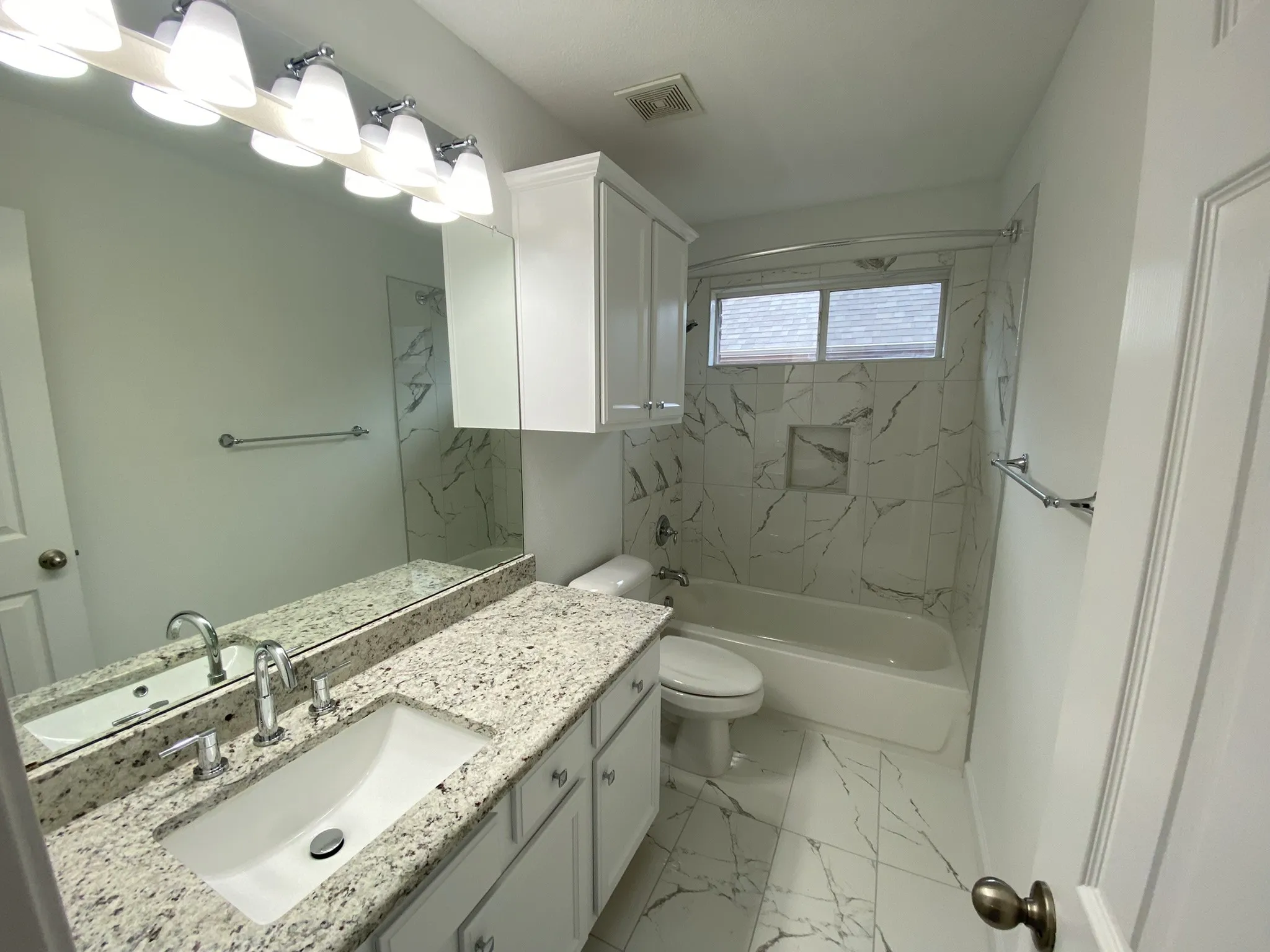 Single Family Residence For Rent in Collin County , 5668 Imperial Meadow Drive, Frisco, Texas 75035, 5 Bedroom, 3 Bathroom, 2 Garage spaces, 2,761 Sqft, built in 2005, mls#21319624, Real Estate Agent in Frisco, Homes For Rent in Collin county, Homes For Rent in Frisco, Realtor in Frisco Texas, Real Estate Brokerage Independent Realty Texas, Luminita Cordes Realtor