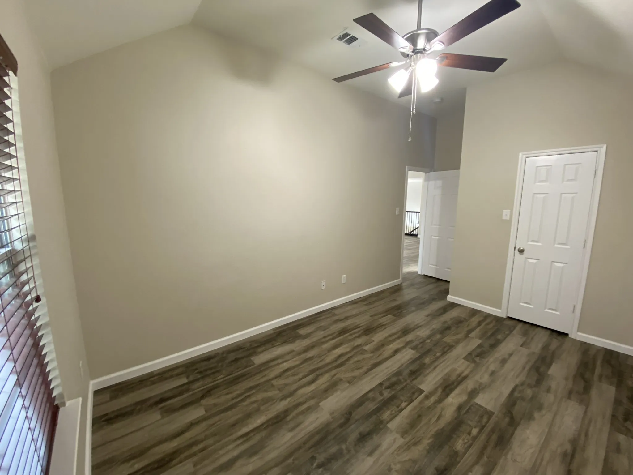 Single Family Residence For Rent in Collin County , 5668 Imperial Meadow Drive, Frisco, Texas 75035, 5 Bedroom, 3 Bathroom, 2 Garage spaces, 2,761 Sqft, built in 2005, mls#21319624, Real Estate Agent in Frisco, Homes For Rent in Collin county, Homes For Rent in Frisco, Realtor in Frisco Texas, Real Estate Brokerage Independent Realty Texas, Luminita Cordes Realtor