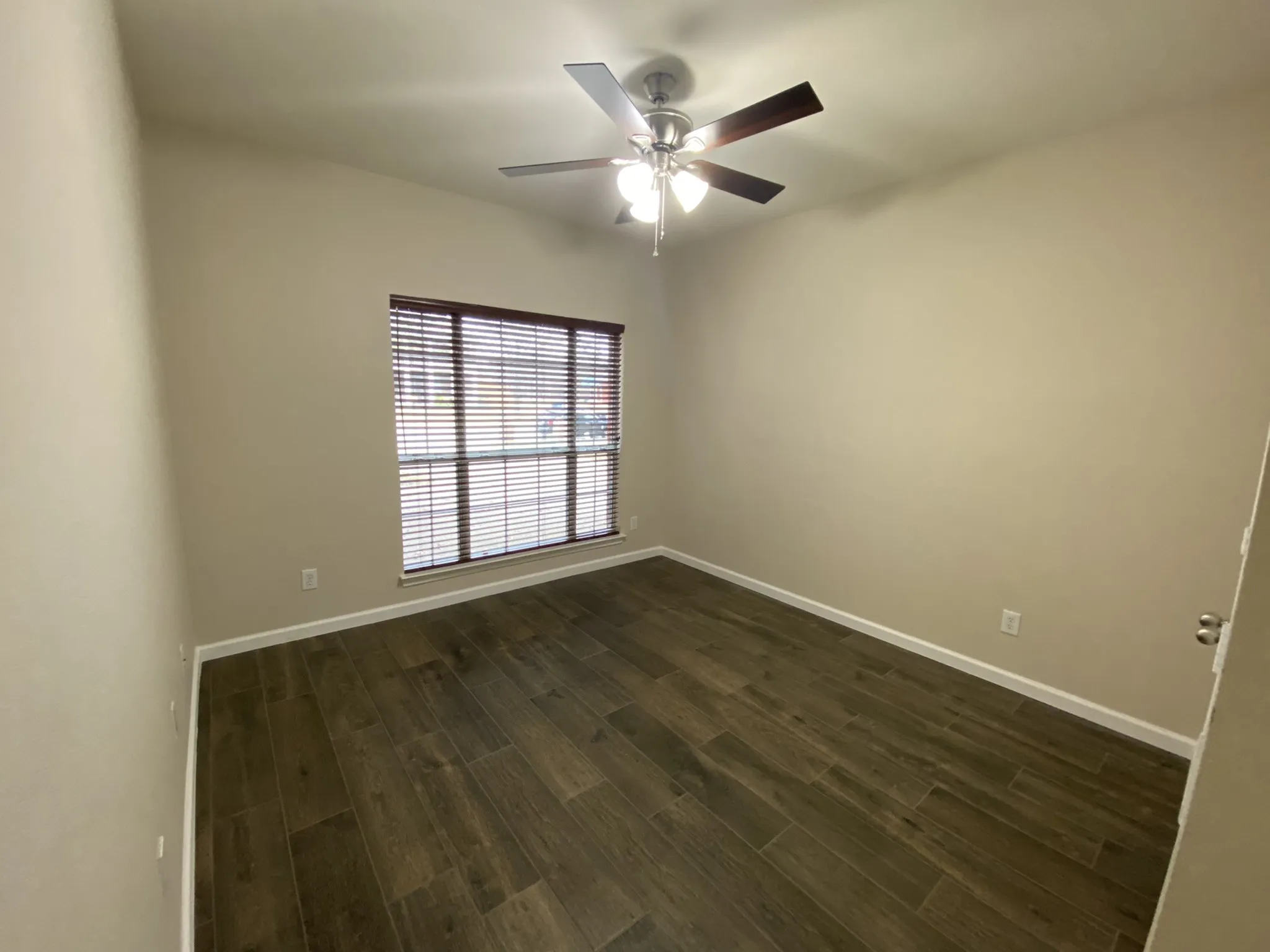 Single Family Residence For Rent in Collin County , 5668 Imperial Meadow Drive, Frisco, Texas 75035, 5 Bedroom, 3 Bathroom, 2 Garage spaces, 2,761 Sqft, built in 2005, mls#21319624, Real Estate Agent in Frisco, Homes For Rent in Collin county, Homes For Rent in Frisco, Realtor in Frisco Texas, Real Estate Brokerage Independent Realty Texas, Luminita Cordes Realtor