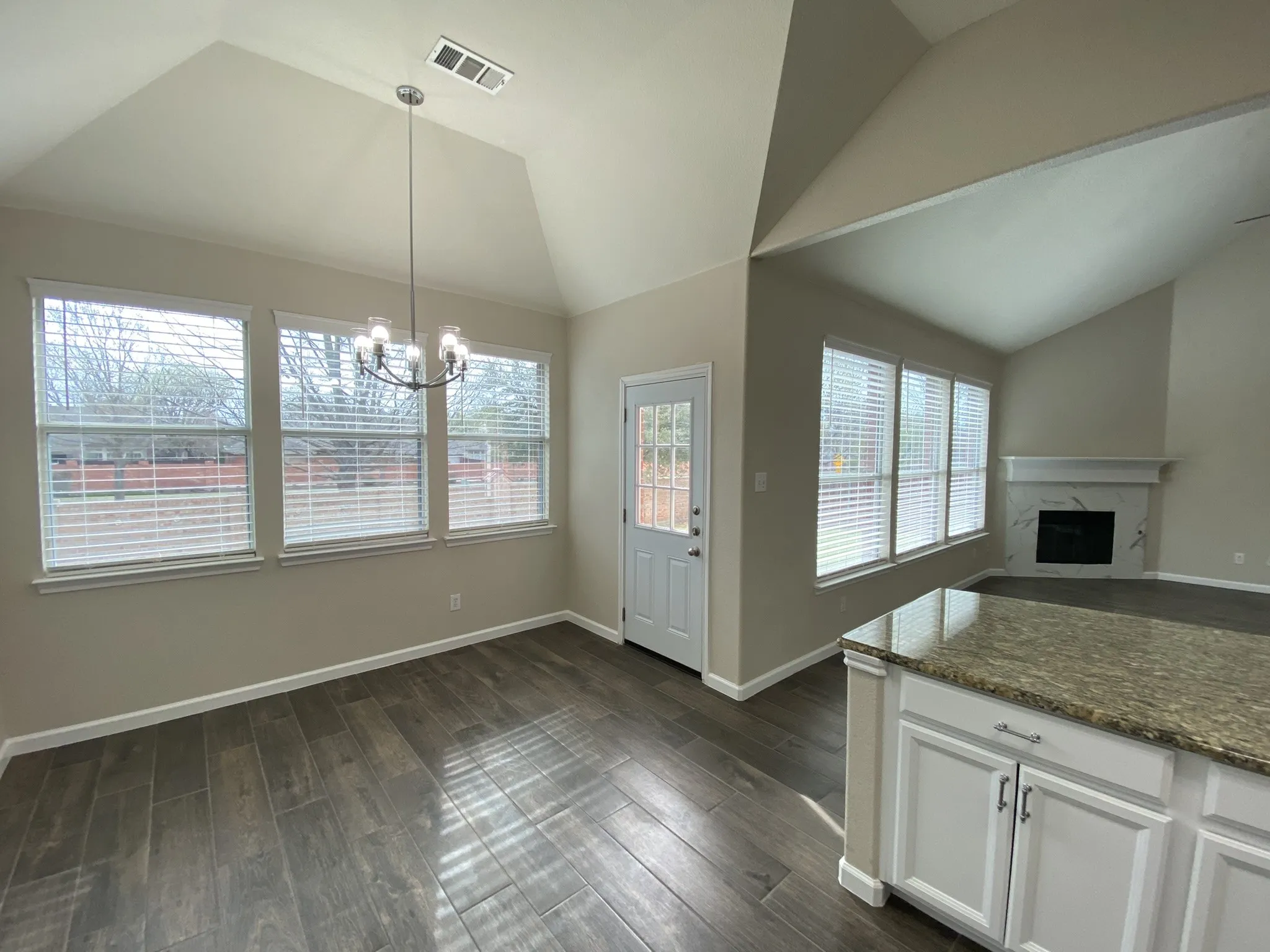Single Family Residence For Rent in Collin County , 5668 Imperial Meadow Drive, Frisco, Texas 75035, 5 Bedroom, 3 Bathroom, 2 Garage spaces, 2,761 Sqft, built in 2005, mls#21319624, Real Estate Agent in Frisco, Homes For Rent in Collin county, Homes For Rent in Frisco, Realtor in Frisco Texas, Real Estate Brokerage Independent Realty Texas, Luminita Cordes Realtor