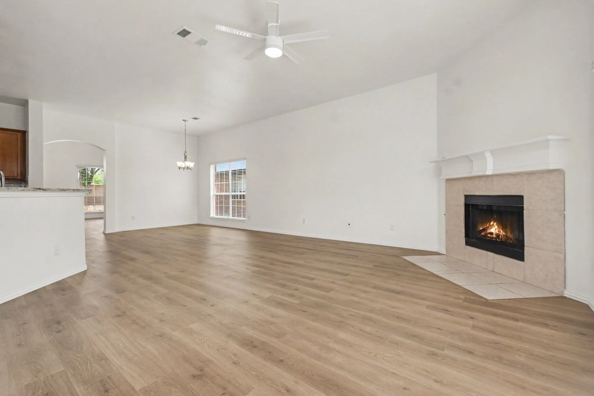 Single Family Residence For Sale in Denton County , 6017 Apache Drive, The Colony, Texas 75056, 4 Bedroom, 3 Bathroom, 2 Garage spaces, 2,766 Sqft, built in 2001, mls#21322210, Real Estate Agent in The Colony, Homes For Sale in Denton county, Homes For Sale in The Colony, Realtor in The Colony Texas, Real Estate Brokerage Independent Realty Texas, Luminita Cordes Realtor
