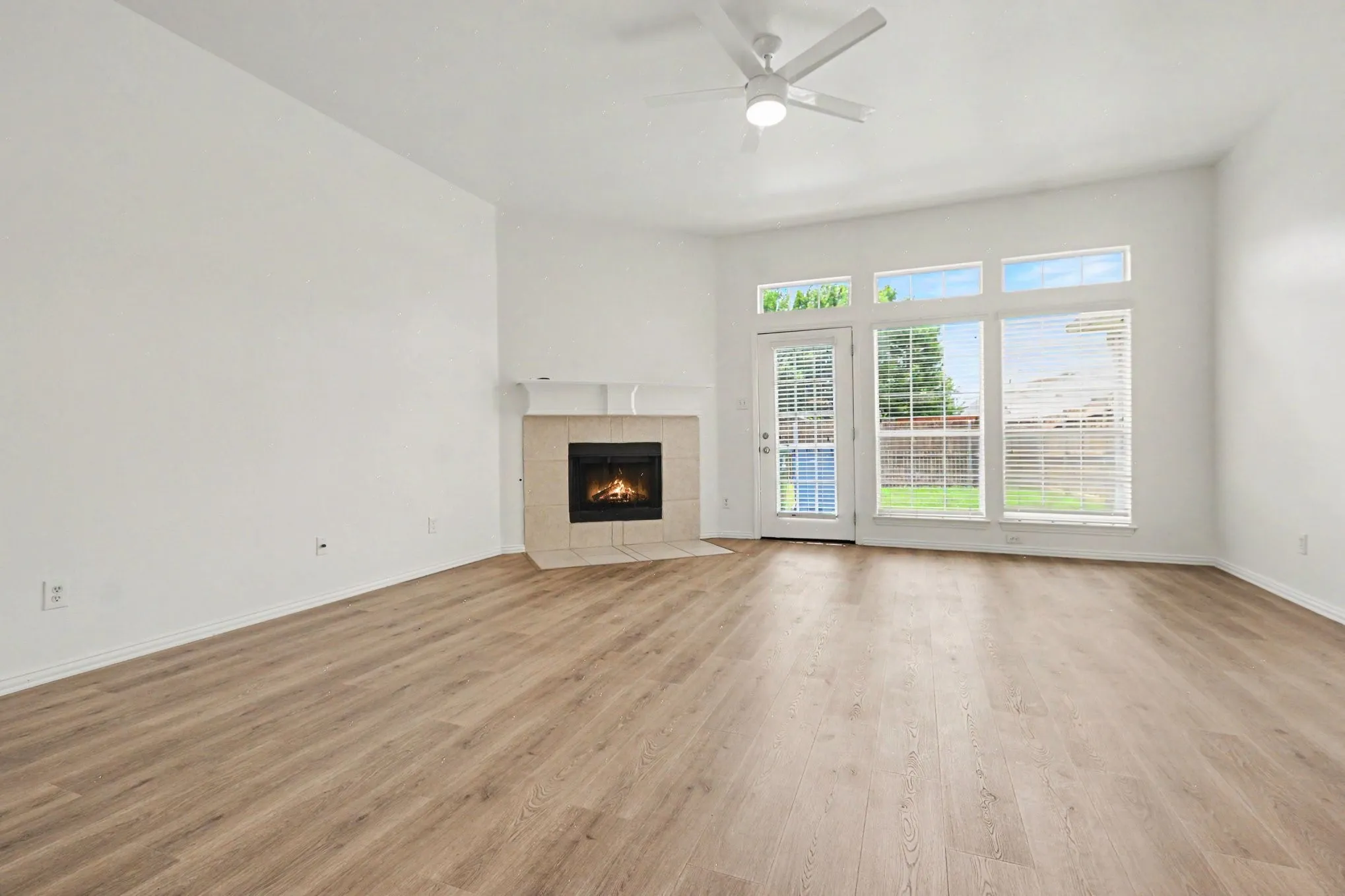 Single Family Residence For Sale in Denton County , 6017 Apache Drive, The Colony, Texas 75056, 4 Bedroom, 3 Bathroom, 2 Garage spaces, 2,766 Sqft, built in 2001, mls#21322210, Real Estate Agent in The Colony, Homes For Sale in Denton county, Homes For Sale in The Colony, Realtor in The Colony Texas, Real Estate Brokerage Independent Realty Texas, Luminita Cordes Realtor