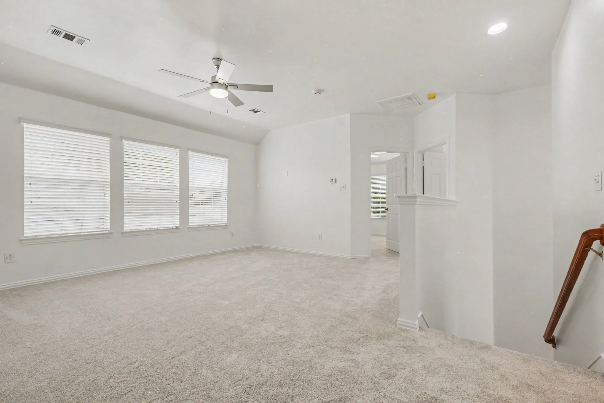 Single Family Residence For Sale in Denton County , 6017 Apache Drive, The Colony, Texas 75056, 4 Bedroom, 3 Bathroom, 2 Garage spaces, 2,766 Sqft, built in 2001, mls#21322210, Real Estate Agent in The Colony, Homes For Sale in Denton county, Homes For Sale in The Colony, Realtor in The Colony Texas, Real Estate Brokerage Independent Realty Texas, Luminita Cordes Realtor