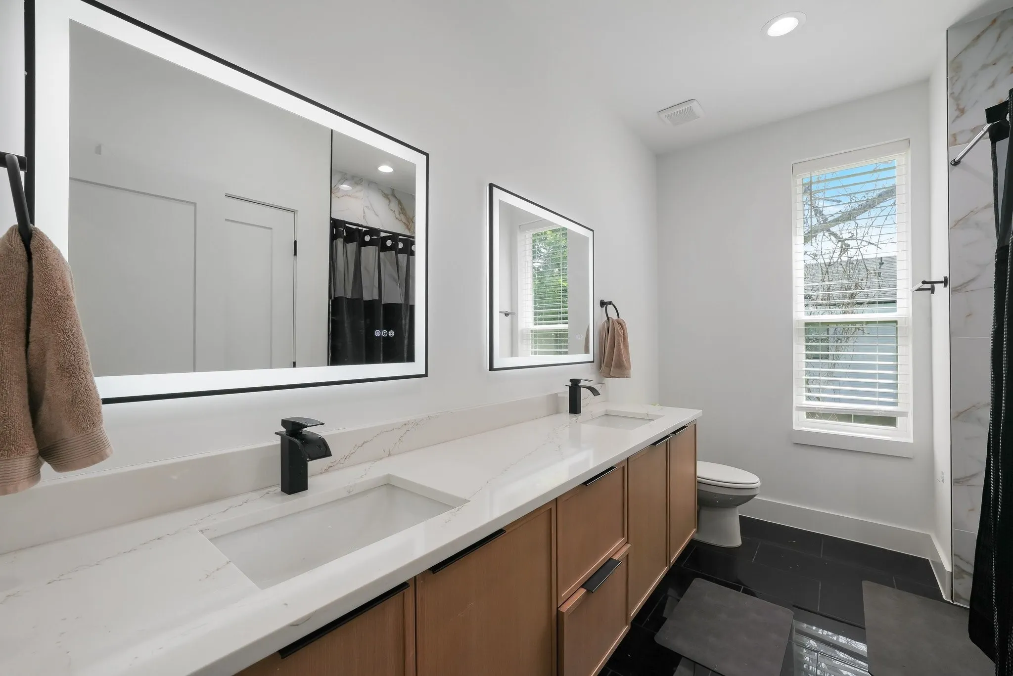 Single Family Residence For Sale in Dallas County , 1908 Duluth Street, Dallas, Texas 75212, 3 Bedroom, 3 Bathroom, 2 Garage spaces, 2,134 Sqft, built in 2025, mls#21321136, Real Estate Agent in Dallas, Homes For Sale in Dallas county, Homes For Sale in Dallas, Realtor in Dallas Texas, Real Estate Brokerage Independent Realty Texas, Luminita Cordes Realtor
