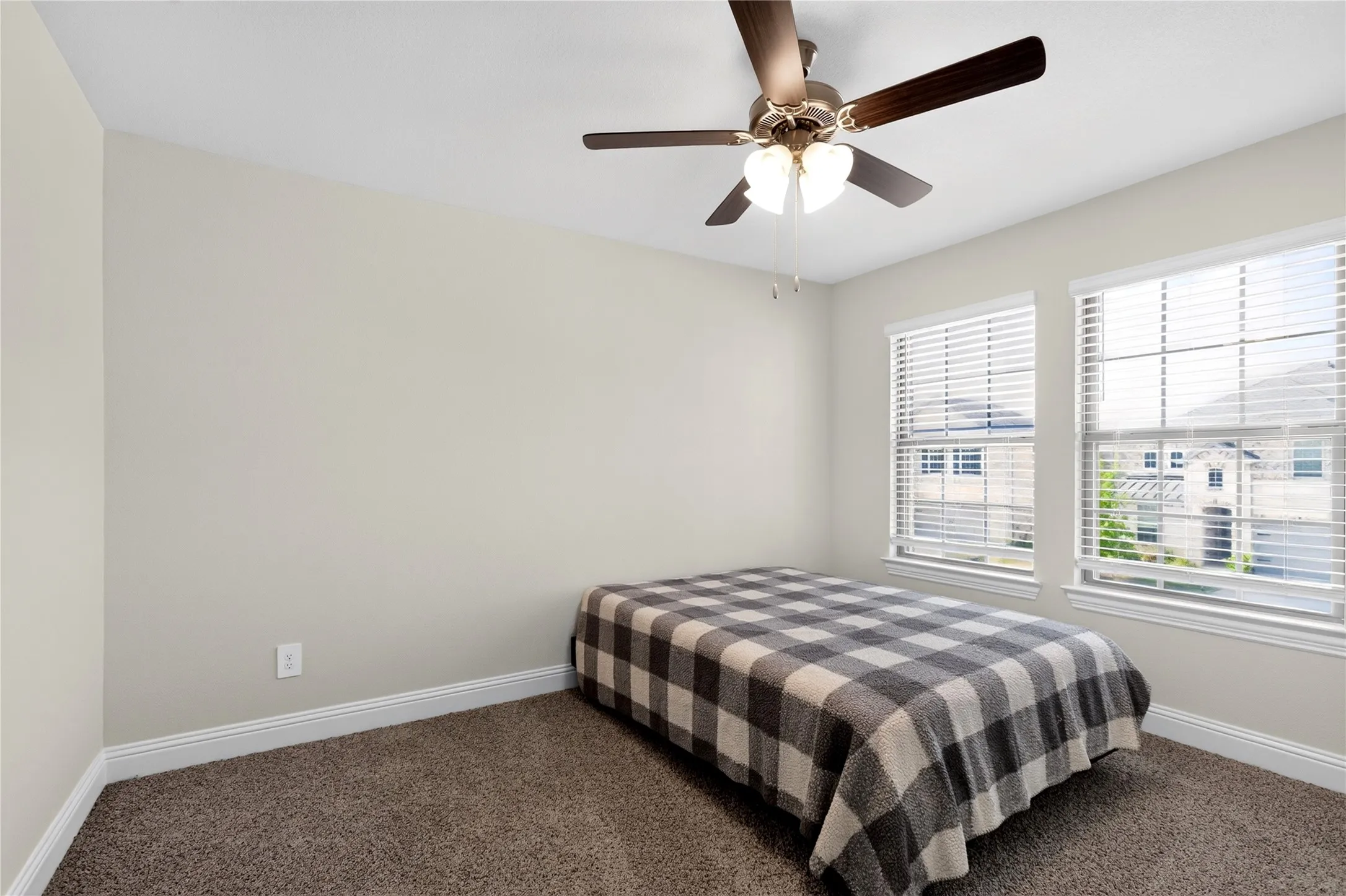 Single Family Residence For Sale in Denton County , 300 Breeds Hill Road, Little Elm, Texas 75068, 4 Bedroom, 3 Bathroom, 2 Garage spaces, 3,170 Sqft, built in 2024, mls#21322241, Real Estate Agent in Little Elm, Homes For Sale in Denton county, Homes For Sale in Little Elm, Realtor in Little Elm Texas, Real Estate Brokerage Independent Realty Texas, Luminita Cordes Realtor