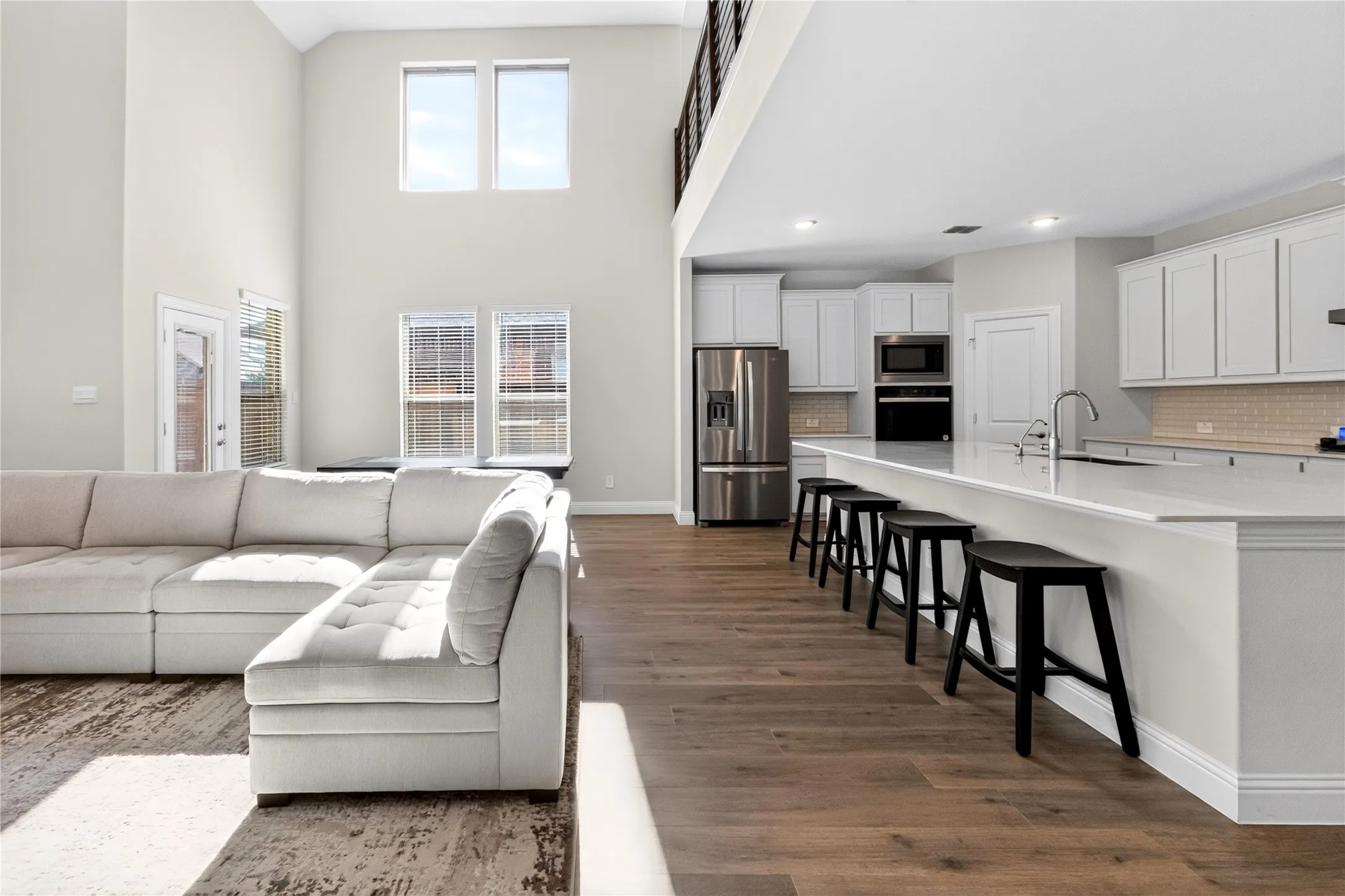 Single Family Residence For Sale in Denton County , 300 Breeds Hill Road, Little Elm, Texas 75068, 4 Bedroom, 3 Bathroom, 2 Garage spaces, 3,170 Sqft, built in 2024, mls#21322241, Real Estate Agent in Little Elm, Homes For Sale in Denton county, Homes For Sale in Little Elm, Realtor in Little Elm Texas, Real Estate Brokerage Independent Realty Texas, Luminita Cordes Realtor