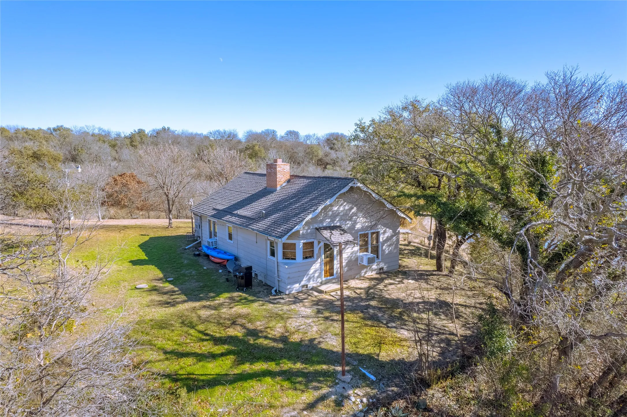 Single Family Residence For Sale in Tarrant County , 4555 Herring Drive, Fort Worth, Texas 76179, 4 Bedroom, 2 Bathroom, Garage spaces, 1,064 Sqft, built in 1970, mls#21322192, Real Estate Agent in Fort Worth, Homes For Sale in Tarrant county, Homes For Sale in Fort Worth, Realtor in Fort Worth Texas, Real Estate Brokerage Independent Realty Texas, Luminita Cordes Realtor