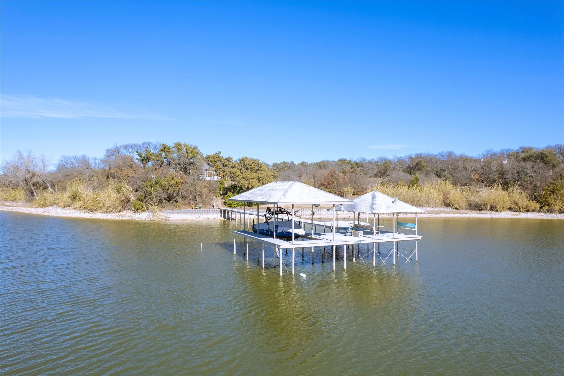 Single Family Residence For Sale in Tarrant County , 4555 Herring Drive, Fort Worth, Texas 76179, 4 Bedroom, 2 Bathroom, Garage spaces, 1,064 Sqft, built in 1970, mls#21322192, Real Estate Agent in Fort Worth, Homes For Sale in Tarrant county, Homes For Sale in Fort Worth, Realtor in Fort Worth Texas, Real Estate Brokerage Independent Realty Texas, Luminita Cordes Realtor