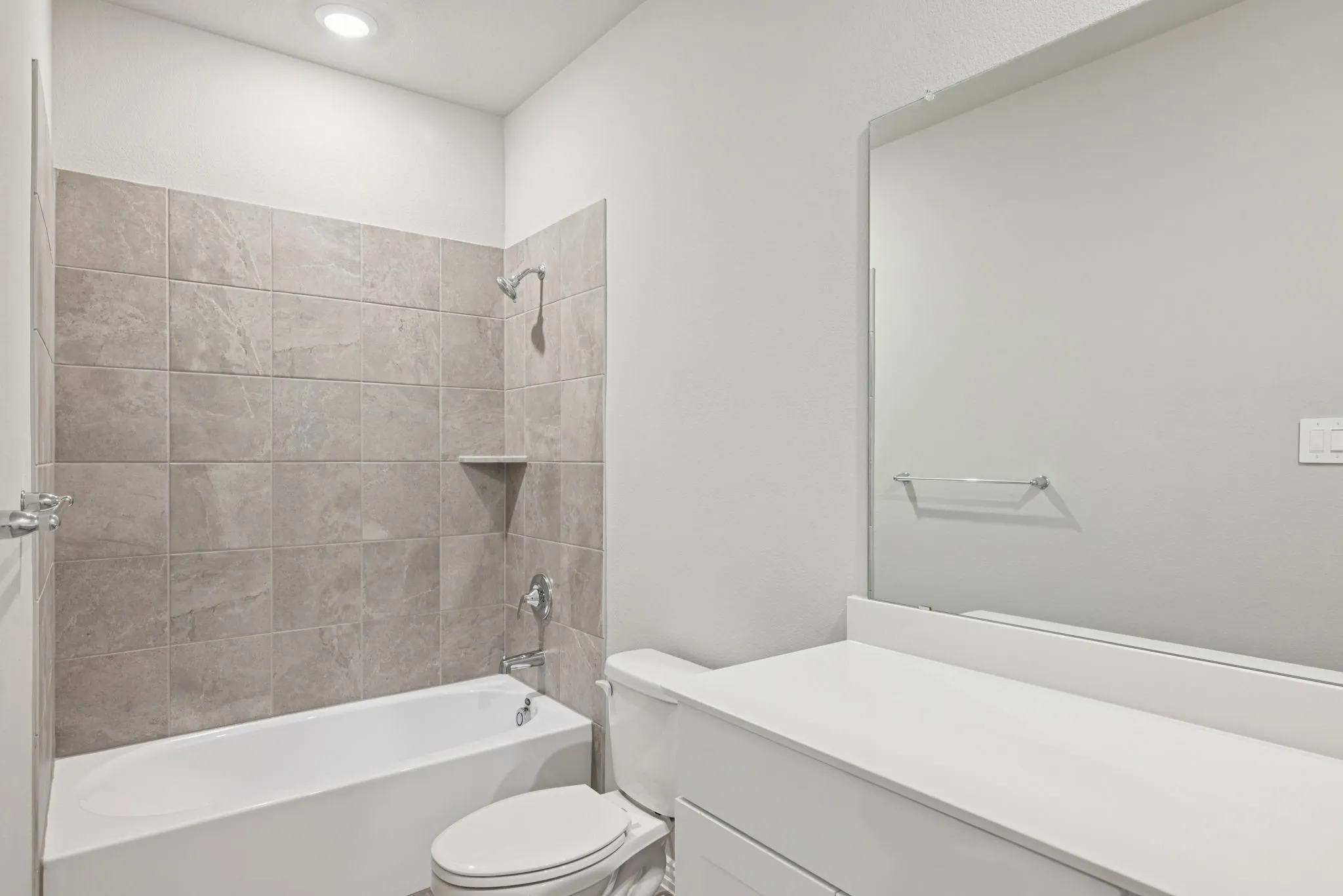 Photo is not of the actual home, but is an inspirational photo of builder’s model home and may depict options, furnishings, and/or decorator features that are not included.