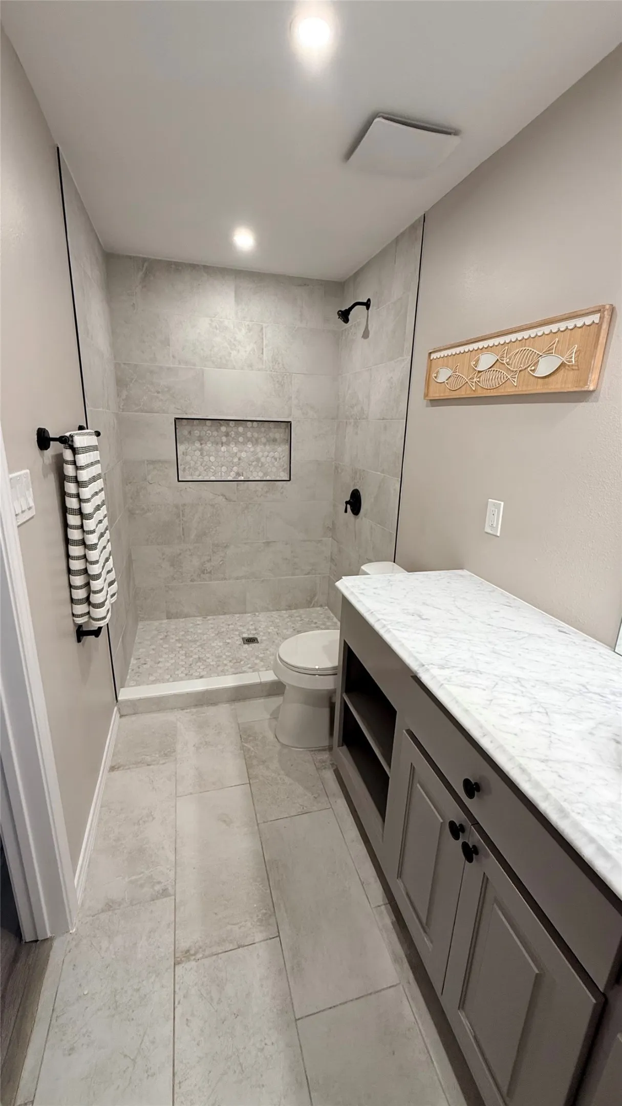 Single Family Residence For Sale in Dallas County , 8510 Kensington Drive, Rowlett, Texas 75088, 4 Bedroom, 2 Bathroom, Garage spaces, 1,707 Sqft, built in 1983, mls#21322276, Real Estate Agent in Rowlett, Homes For Sale in Dallas county, Homes For Sale in Rowlett, Realtor in Rowlett Texas, Real Estate Brokerage Independent Realty Texas, Luminita Cordes Realtor