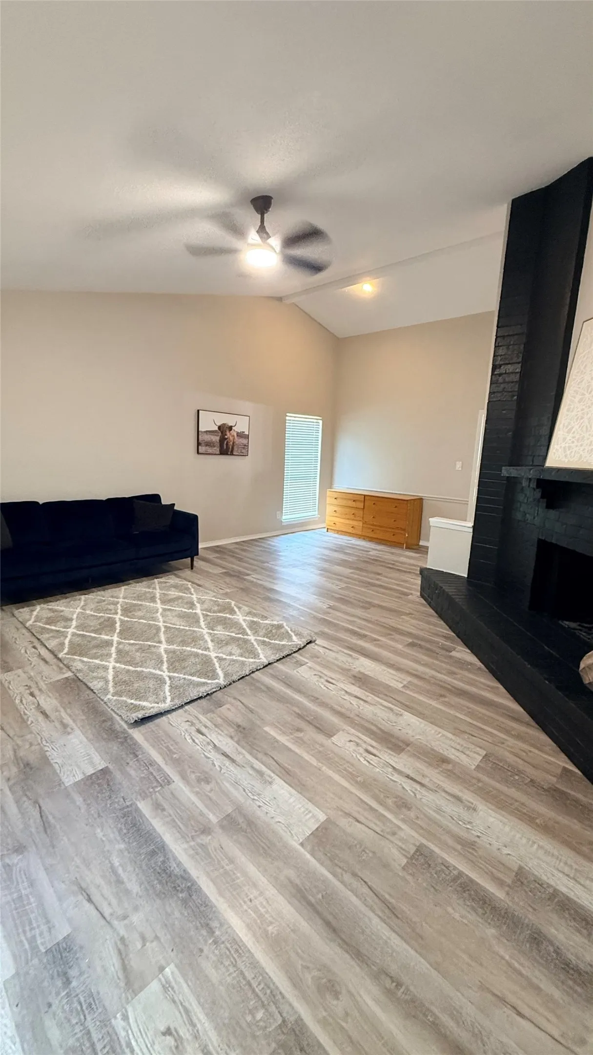 Single Family Residence For Sale in Dallas County , 8510 Kensington Drive, Rowlett, Texas 75088, 4 Bedroom, 2 Bathroom, Garage spaces, 1,707 Sqft, built in 1983, mls#21322276, Real Estate Agent in Rowlett, Homes For Sale in Dallas county, Homes For Sale in Rowlett, Realtor in Rowlett Texas, Real Estate Brokerage Independent Realty Texas, Luminita Cordes Realtor