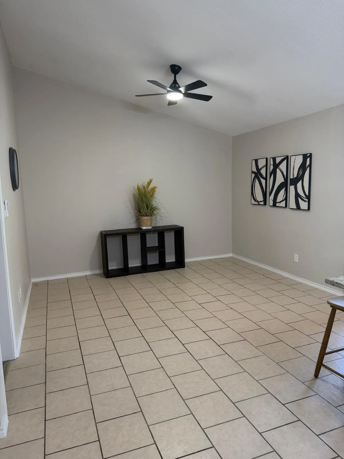 Single Family Residence For Sale in Dallas County , 8510 Kensington Drive, Rowlett, Texas 75088, 4 Bedroom, 2 Bathroom, Garage spaces, 1,707 Sqft, built in 1983, mls#21322276, Real Estate Agent in Rowlett, Homes For Sale in Dallas county, Homes For Sale in Rowlett, Realtor in Rowlett Texas, Real Estate Brokerage Independent Realty Texas, Luminita Cordes Realtor