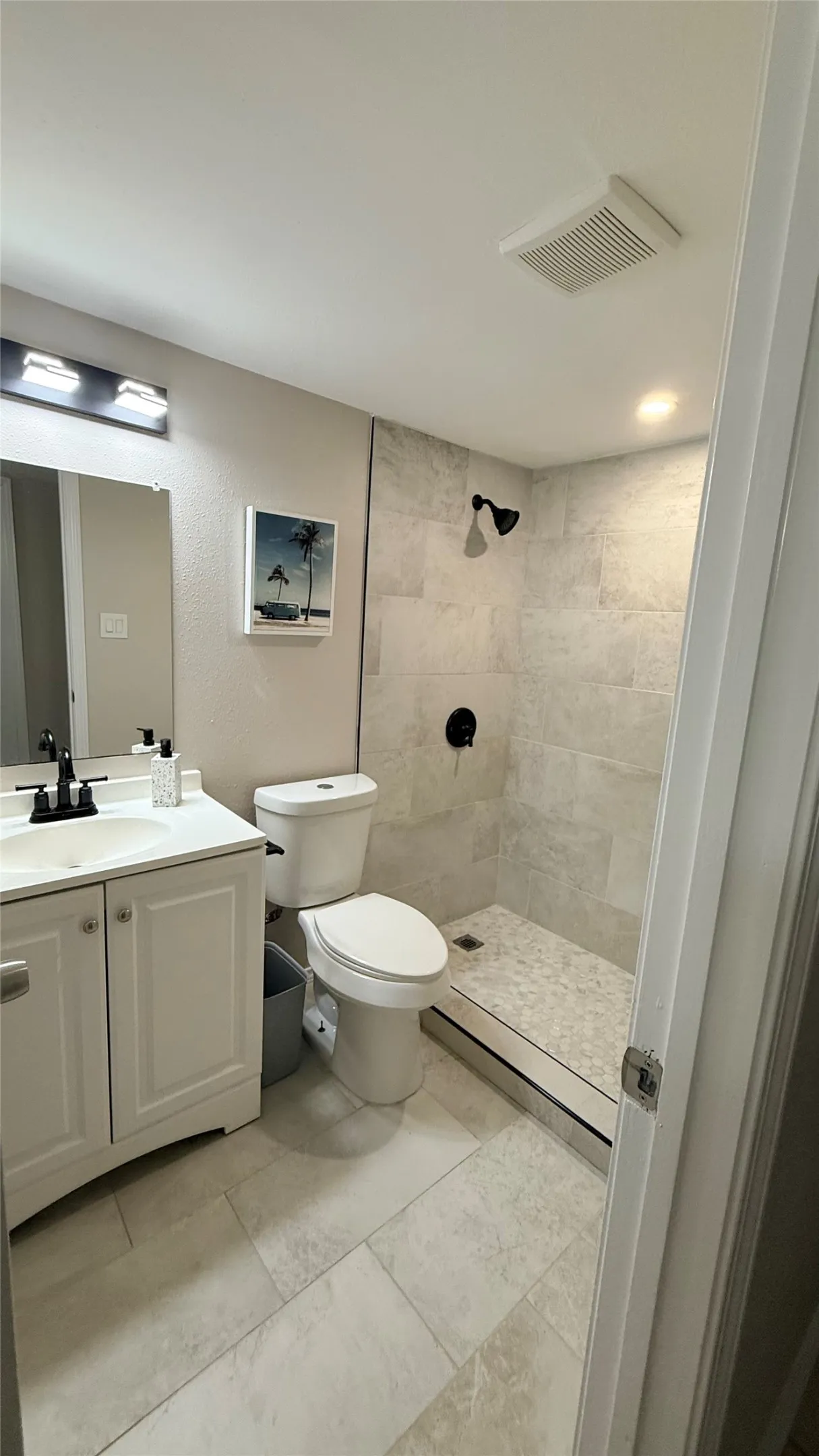 Single Family Residence For Sale in Dallas County , 8510 Kensington Drive, Rowlett, Texas 75088, 4 Bedroom, 2 Bathroom, Garage spaces, 1,707 Sqft, built in 1983, mls#21322276, Real Estate Agent in Rowlett, Homes For Sale in Dallas county, Homes For Sale in Rowlett, Realtor in Rowlett Texas, Real Estate Brokerage Independent Realty Texas, Luminita Cordes Realtor