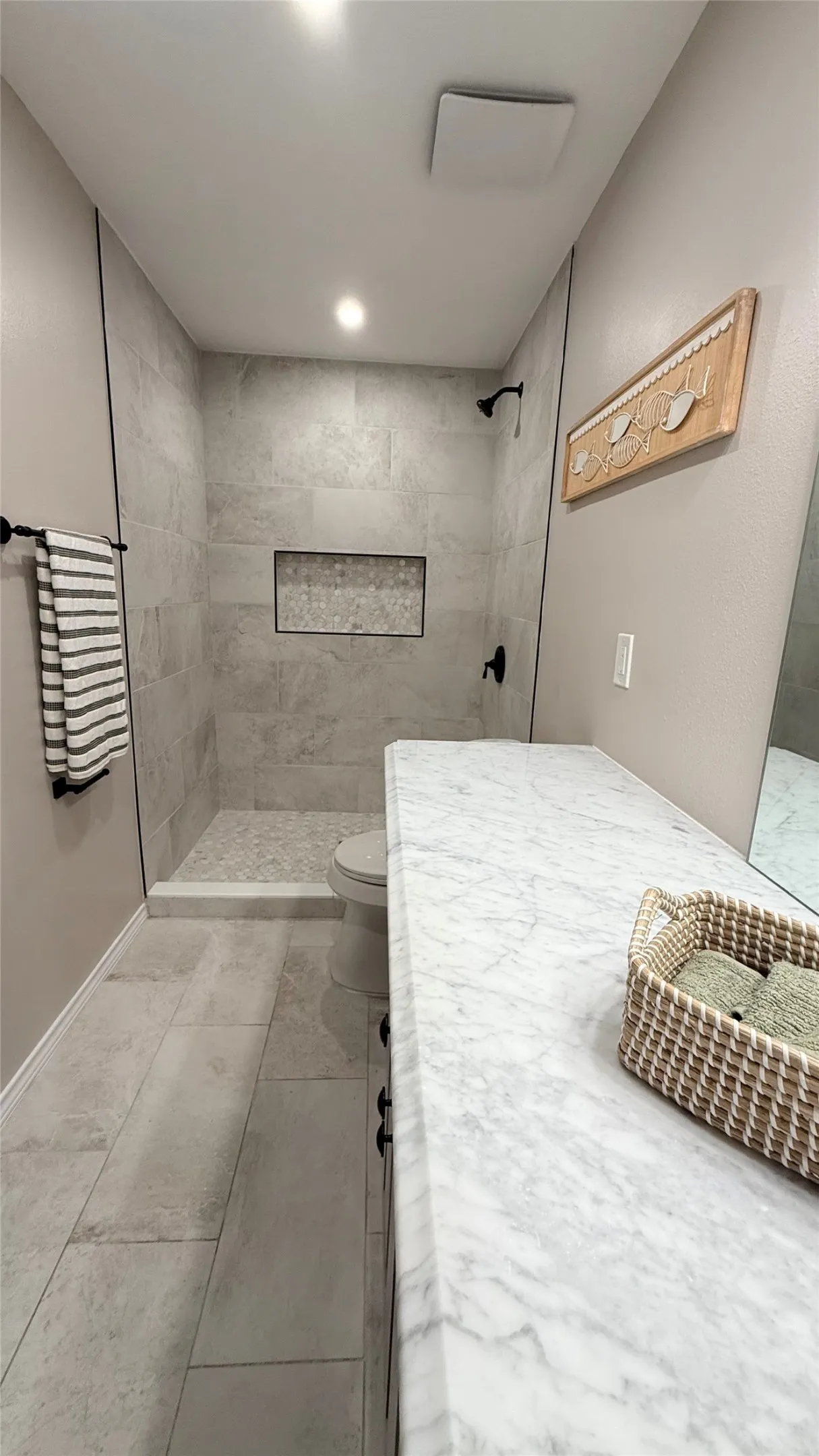 Single Family Residence For Sale in Dallas County , 8510 Kensington Drive, Rowlett, Texas 75088, 4 Bedroom, 2 Bathroom, Garage spaces, 1,707 Sqft, built in 1983, mls#21322276, Real Estate Agent in Rowlett, Homes For Sale in Dallas county, Homes For Sale in Rowlett, Realtor in Rowlett Texas, Real Estate Brokerage Independent Realty Texas, Luminita Cordes Realtor