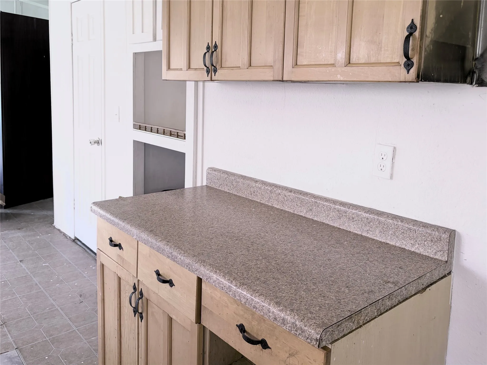 Manufactured Home For Sale in Ellis County , 2021 S Weatherford Road, Midlothian, Texas 76065, 5 Bedroom, 3 Bathroom, Garage spaces, 2,432 Sqft, built in 2001, mls#21317703, Real Estate Agent in Midlothian, Homes For Sale in Ellis county, Homes For Sale in Midlothian, Realtor in Midlothian Texas, Real Estate Brokerage Independent Realty Texas, Luminita Cordes Realtor
