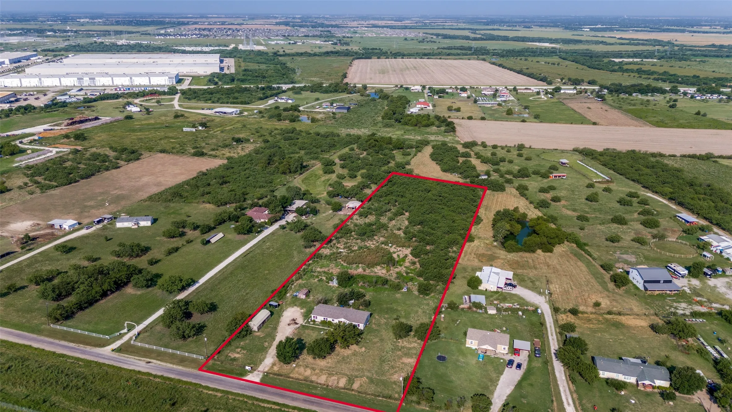 Manufactured Home For Sale in Ellis County , 2021 S Weatherford Road, Midlothian, Texas 76065, 5 Bedroom, 3 Bathroom, Garage spaces, 2,432 Sqft, built in 2001, mls#21317703, Real Estate Agent in Midlothian, Homes For Sale in Ellis county, Homes For Sale in Midlothian, Realtor in Midlothian Texas, Real Estate Brokerage Independent Realty Texas, Luminita Cordes Realtor