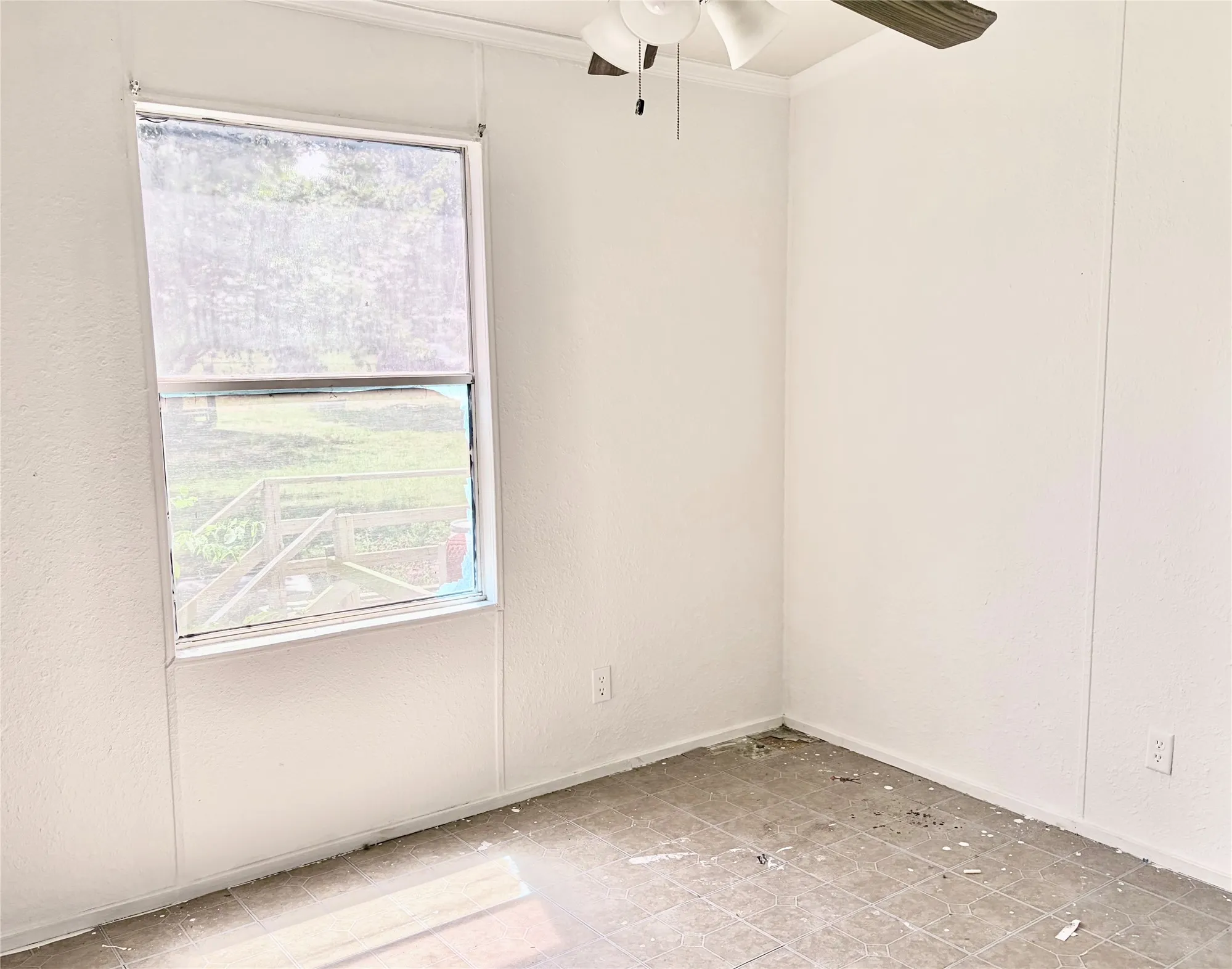 Manufactured Home For Sale in Ellis County , 2021 S Weatherford Road, Midlothian, Texas 76065, 5 Bedroom, 3 Bathroom, Garage spaces, 2,432 Sqft, built in 2001, mls#21317703, Real Estate Agent in Midlothian, Homes For Sale in Ellis county, Homes For Sale in Midlothian, Realtor in Midlothian Texas, Real Estate Brokerage Independent Realty Texas, Luminita Cordes Realtor