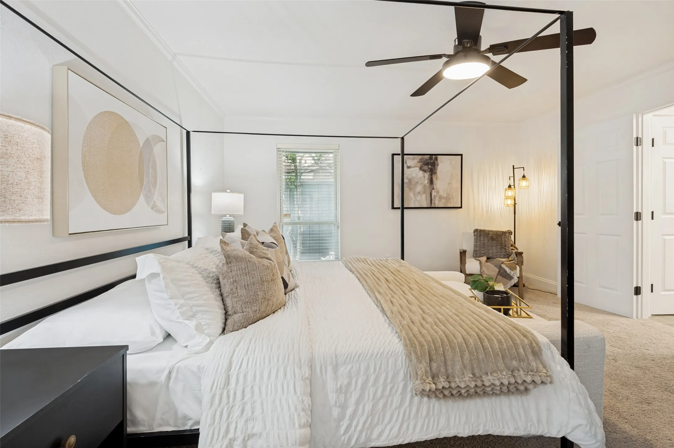 Single Family Residence For Sale in Dallas County , 10830 Ferndale Road, Dallas, Texas 75238, 4 Bedroom, 4 Bathroom, 2 Garage spaces, 3,066 Sqft, built in 1968, mls#21317343, Real Estate Agent in Dallas, Homes For Sale in Dallas county, Homes For Sale in Dallas, Realtor in Dallas Texas, Real Estate Brokerage Independent Realty Texas, Luminita Cordes Realtor