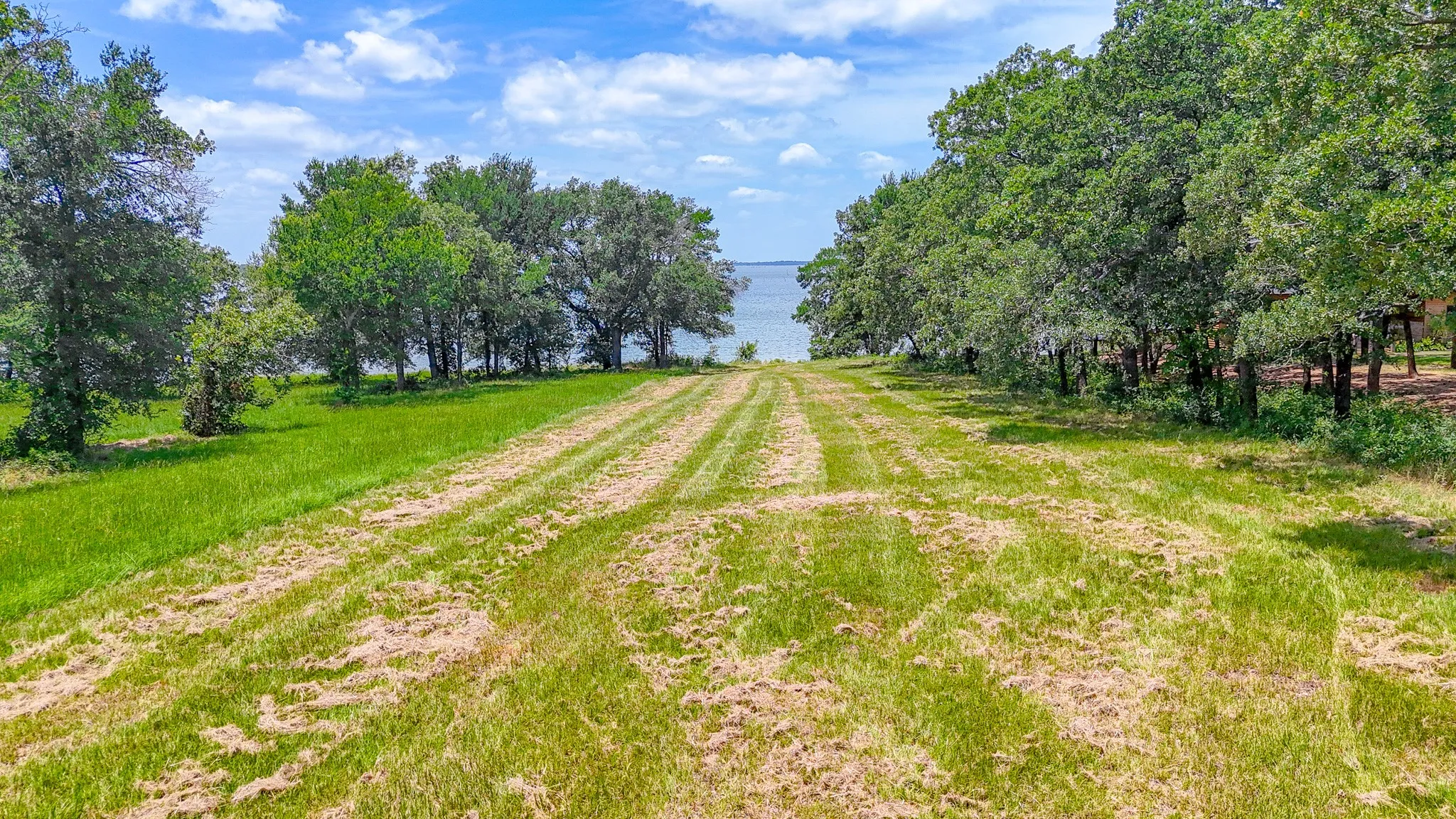 Unimproved Land For Sale in Navarro County , Lot 59 Admiral Shores, Streetman, Texas 75859, 0, 0, Garage spaces, 0 Sqft, built in 0, Price $250,000, mls#21322280, Real Estate Agent in Streetman, Homes For Sale in Navarro county, Homes For Sale in Streetman, Realtor in Streetman Texas, Real Estate Brokerage Independent Realty Texas, Luminita Cordes Realtor