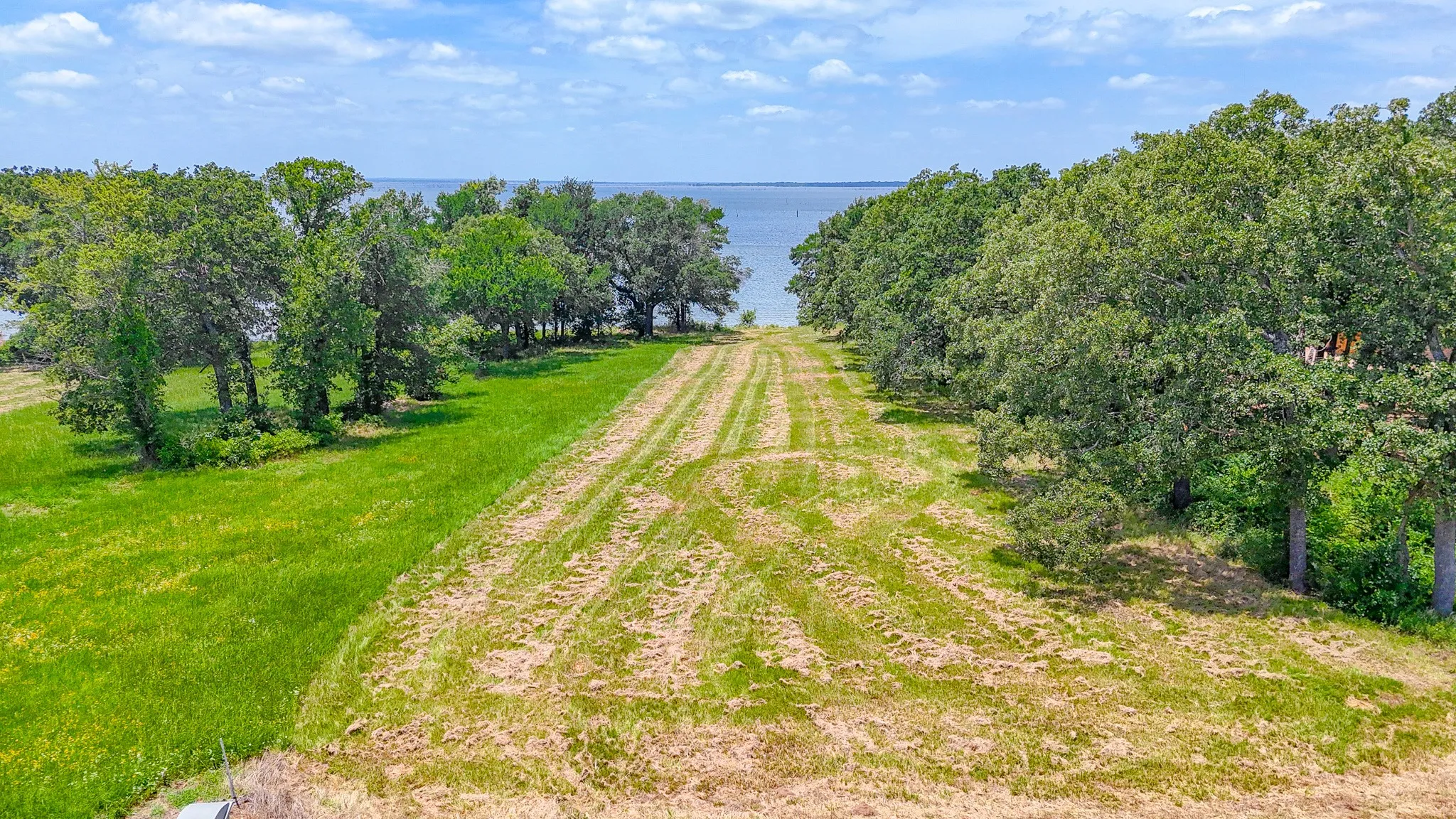 Unimproved Land For Sale in Navarro County , Lot 59 Admiral Shores, Streetman, Texas 75859, 0, 0, Garage spaces, 0 Sqft, built in 0, Price $250,000, mls#21322280, Real Estate Agent in Streetman, Homes For Sale in Navarro county, Homes For Sale in Streetman, Realtor in Streetman Texas, Real Estate Brokerage Independent Realty Texas, Luminita Cordes Realtor