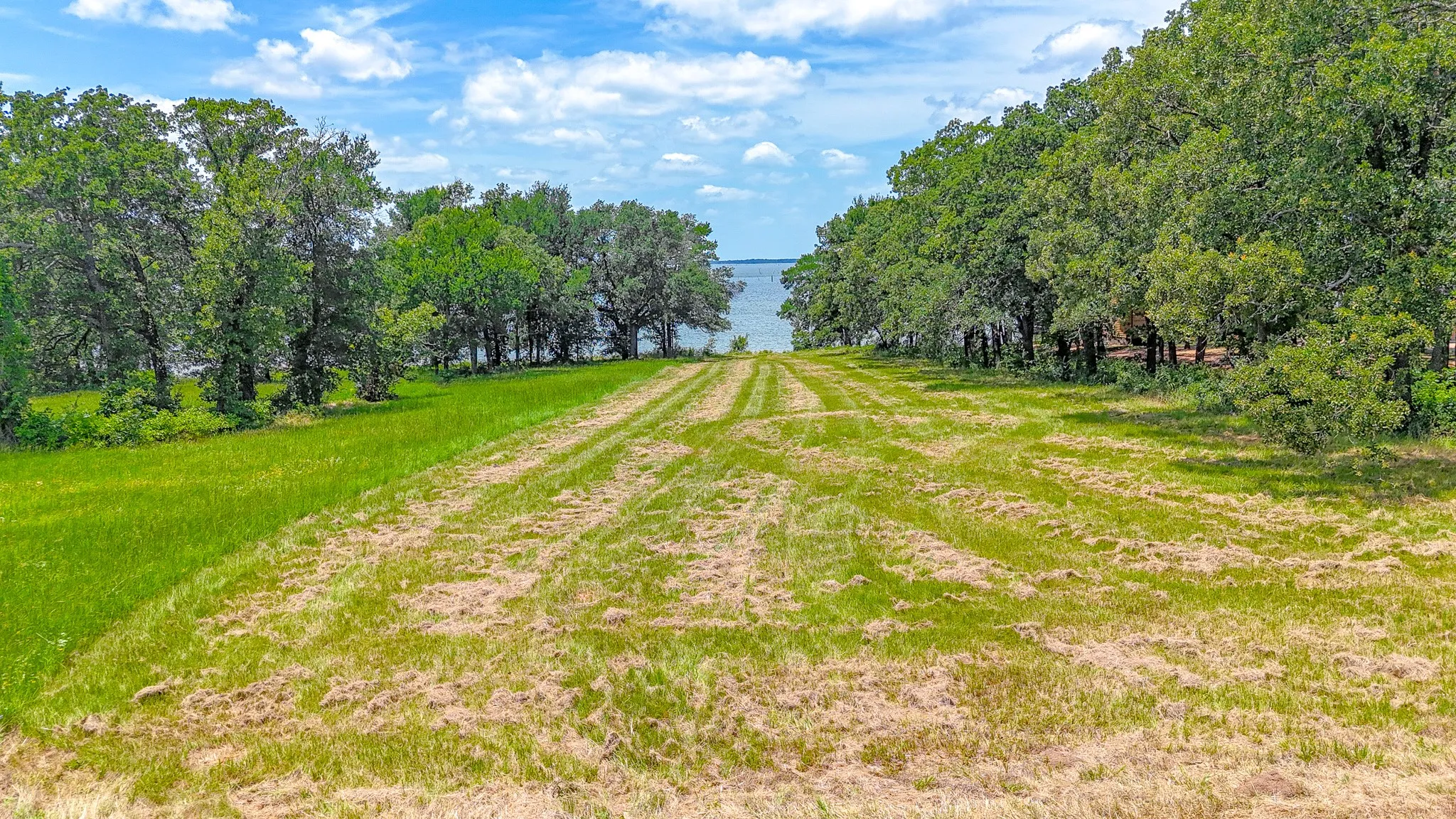 Unimproved Land For Sale in Navarro County , Lot 59 Admiral Shores, Streetman, Texas 75859, 0, 0, Garage spaces, 0 Sqft, built in 0, Price $250,000, mls#21322280, Real Estate Agent in Streetman, Homes For Sale in Navarro county, Homes For Sale in Streetman, Realtor in Streetman Texas, Real Estate Brokerage Independent Realty Texas, Luminita Cordes Realtor