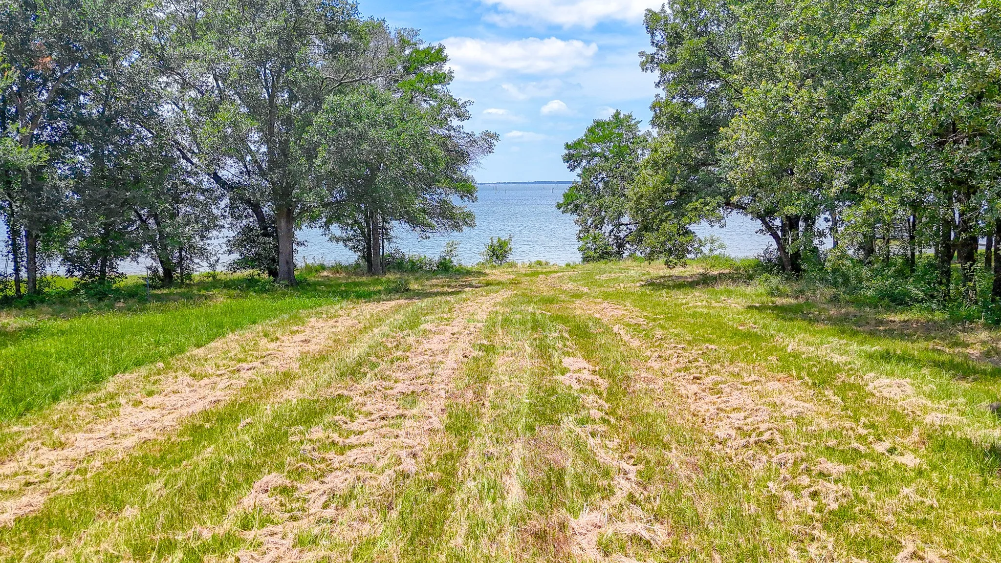 Unimproved Land For Sale in Navarro County , Lot 59 Admiral Shores, Streetman, Texas 75859, 0, 0, Garage spaces, 0 Sqft, built in 0, Price $250,000, mls#21322280, Real Estate Agent in Streetman, Homes For Sale in Navarro county, Homes For Sale in Streetman, Realtor in Streetman Texas, Real Estate Brokerage Independent Realty Texas, Luminita Cordes Realtor