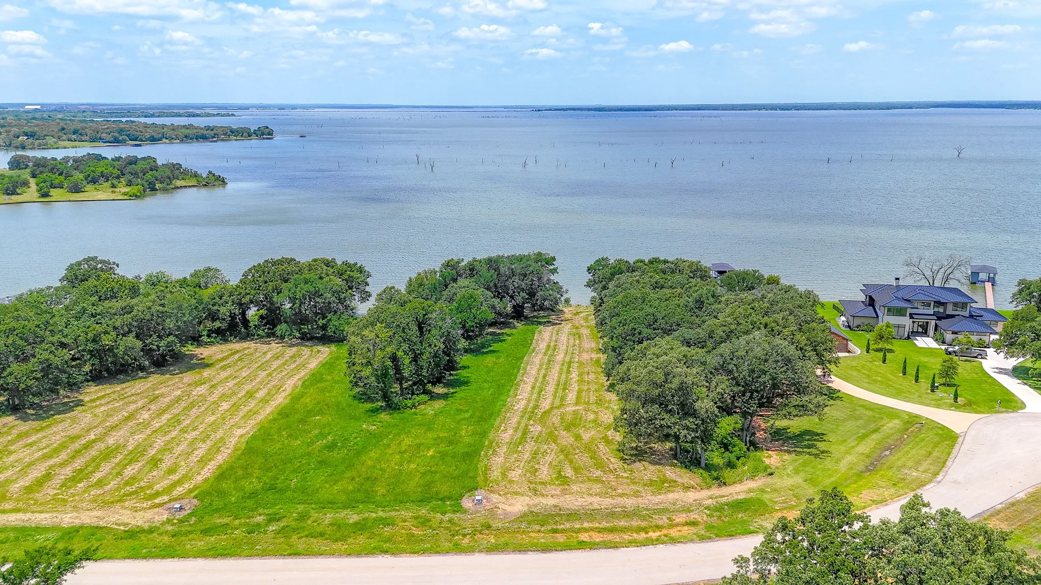 Unimproved Land For Sale in Navarro County , Lot 59 Admiral Shores, Streetman, Texas 75859, 0, 0, Garage spaces, 0 Sqft, built in 0, Price $250,000, mls#21322280, Real Estate Agent in Streetman, Homes For Sale in Navarro county, Homes For Sale in Streetman, Realtor in Streetman Texas, Real Estate Brokerage Independent Realty Texas, Luminita Cordes Realtor