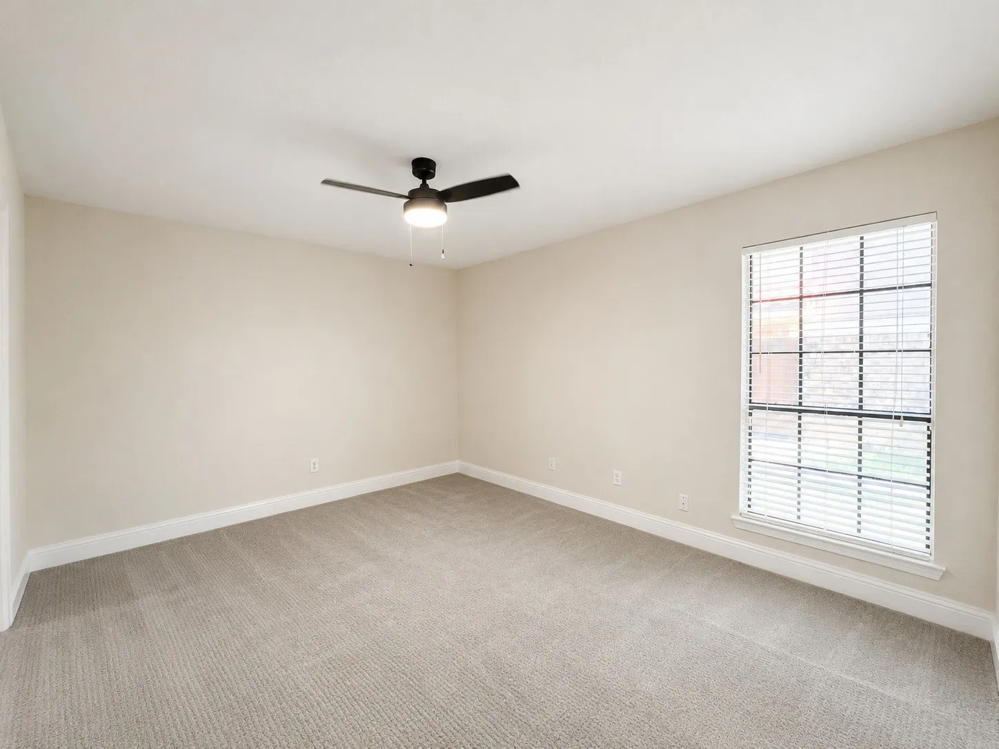 Condominium For Rent in Dallas County , 4220 Madera Road, Irving, Texas 75038, 3 Bedroom, 2 Bathroom, Garage spaces, 1,377 Sqft, built in 1981, mls#21322292, Real Estate Agent in Irving, Homes For Rent in Dallas county, Homes For Rent in Irving, Realtor in Irving Texas, Real Estate Brokerage Independent Realty Texas, Luminita Cordes Realtor