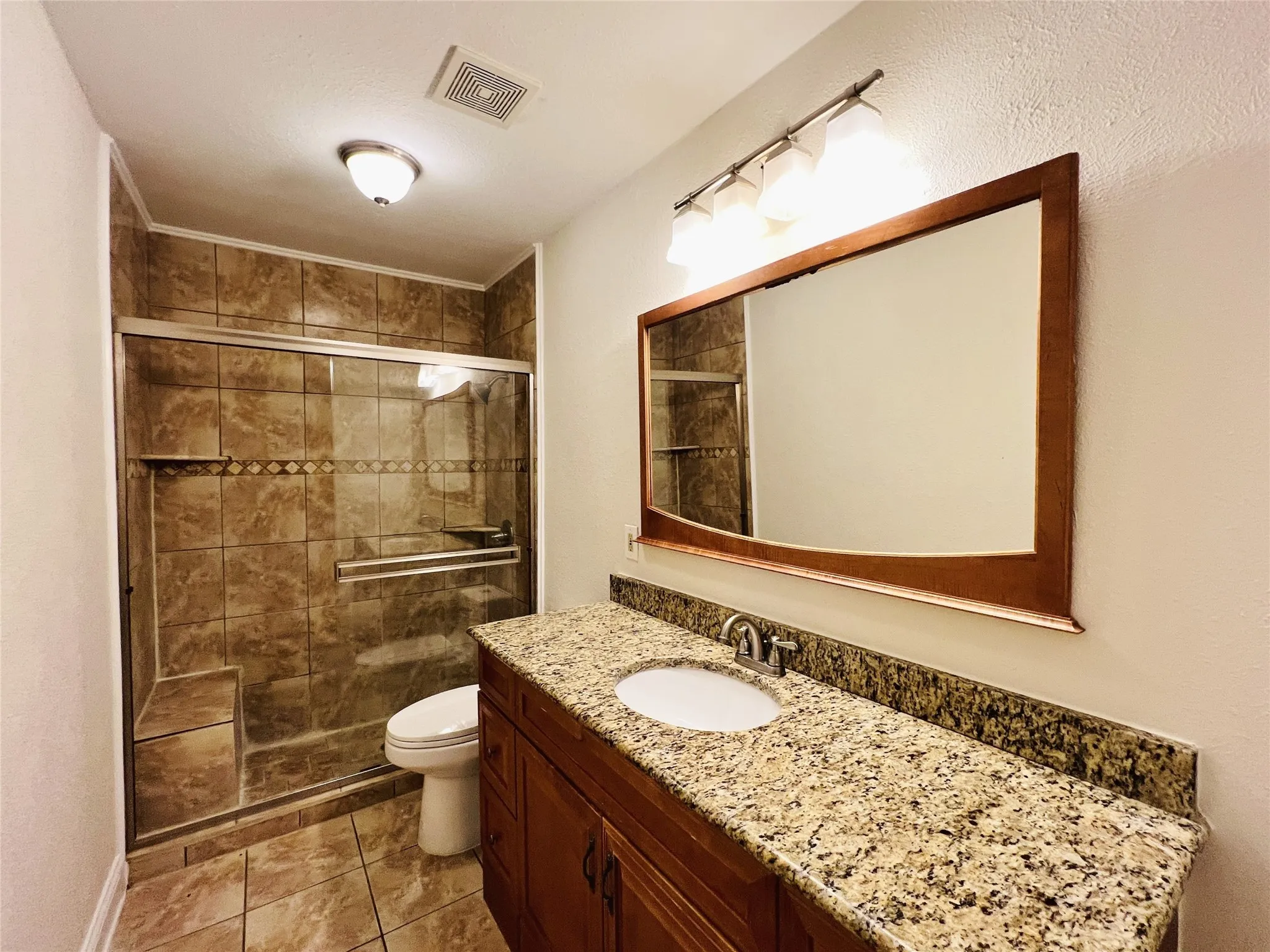 Condominium For Rent in Dallas County , 4220 Madera Road, Irving, Texas 75038, 3 Bedroom, 2 Bathroom, Garage spaces, 1,377 Sqft, built in 1981, mls#21322292, Real Estate Agent in Irving, Homes For Rent in Dallas county, Homes For Rent in Irving, Realtor in Irving Texas, Real Estate Brokerage Independent Realty Texas, Luminita Cordes Realtor
