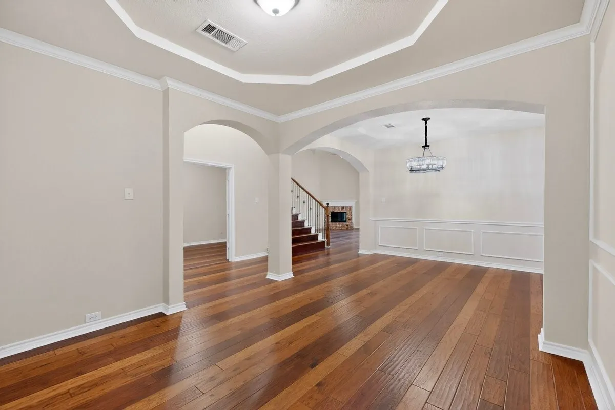 Single Family Residence For Sale in Dallas County , 8613 Russell Drive, Rowlett, Texas 75089, 5 Bedroom, 4 Bathroom, 2 Garage spaces, 3,166 Sqft, built in 2005, mls#21322295, Real Estate Agent in Rowlett, Homes For Sale in Dallas county, Homes For Sale in Rowlett, Realtor in Rowlett Texas, Real Estate Brokerage Independent Realty Texas, Luminita Cordes Realtor