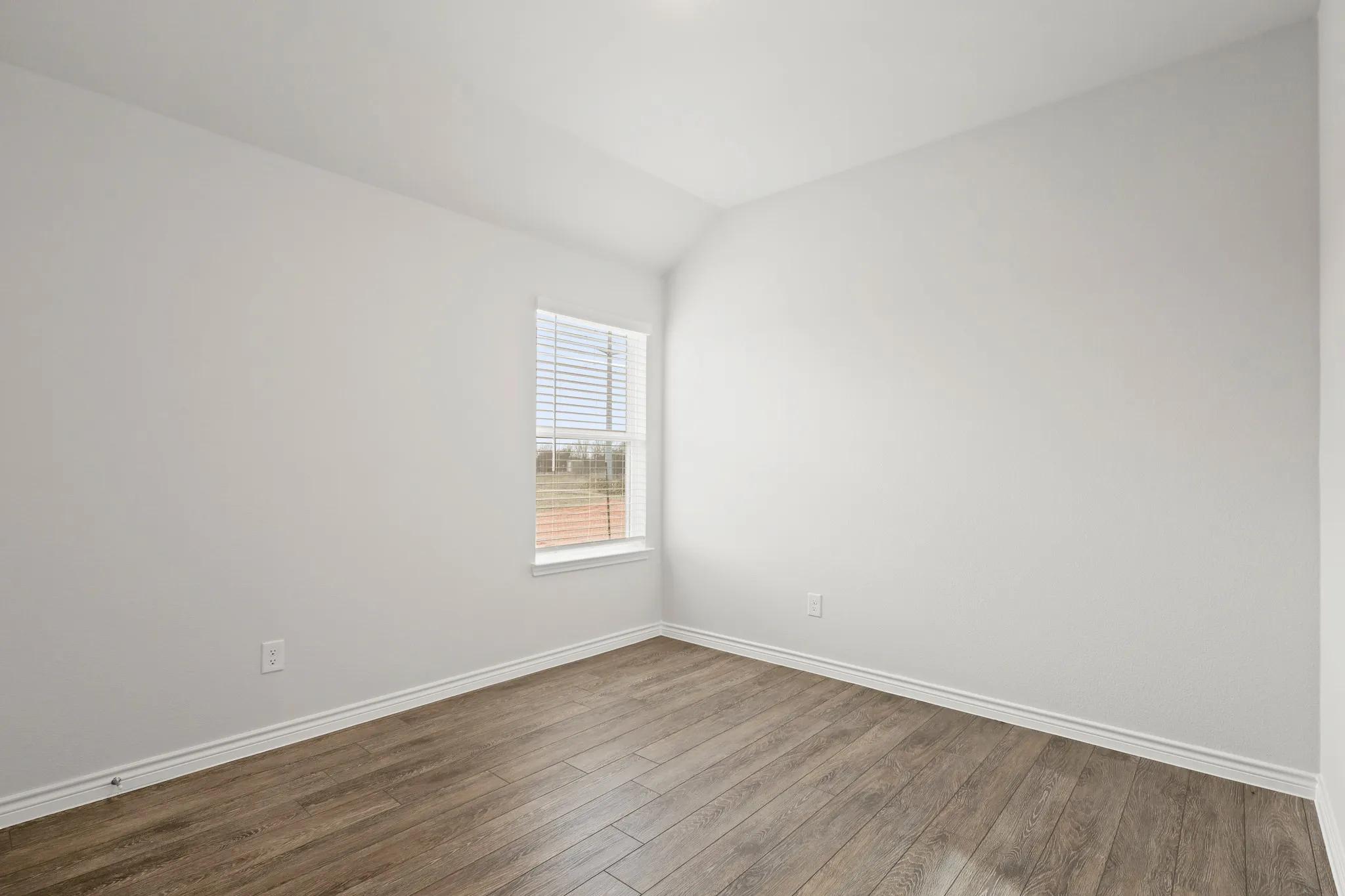 Single Family Residence For Sale in Tarrant County , 9236 Union Pacific Drive, Fort Worth, Texas 76036, 4 Bedroom, 3 Bathroom, 2 Garage spaces, 1,721 Sqft, built in 2026, mls#21322294, Real Estate Agent in Fort Worth, Homes For Sale in Tarrant county, Homes For Sale in Fort Worth, Realtor in Fort Worth Texas, Real Estate Brokerage Independent Realty Texas, Luminita Cordes Realtor