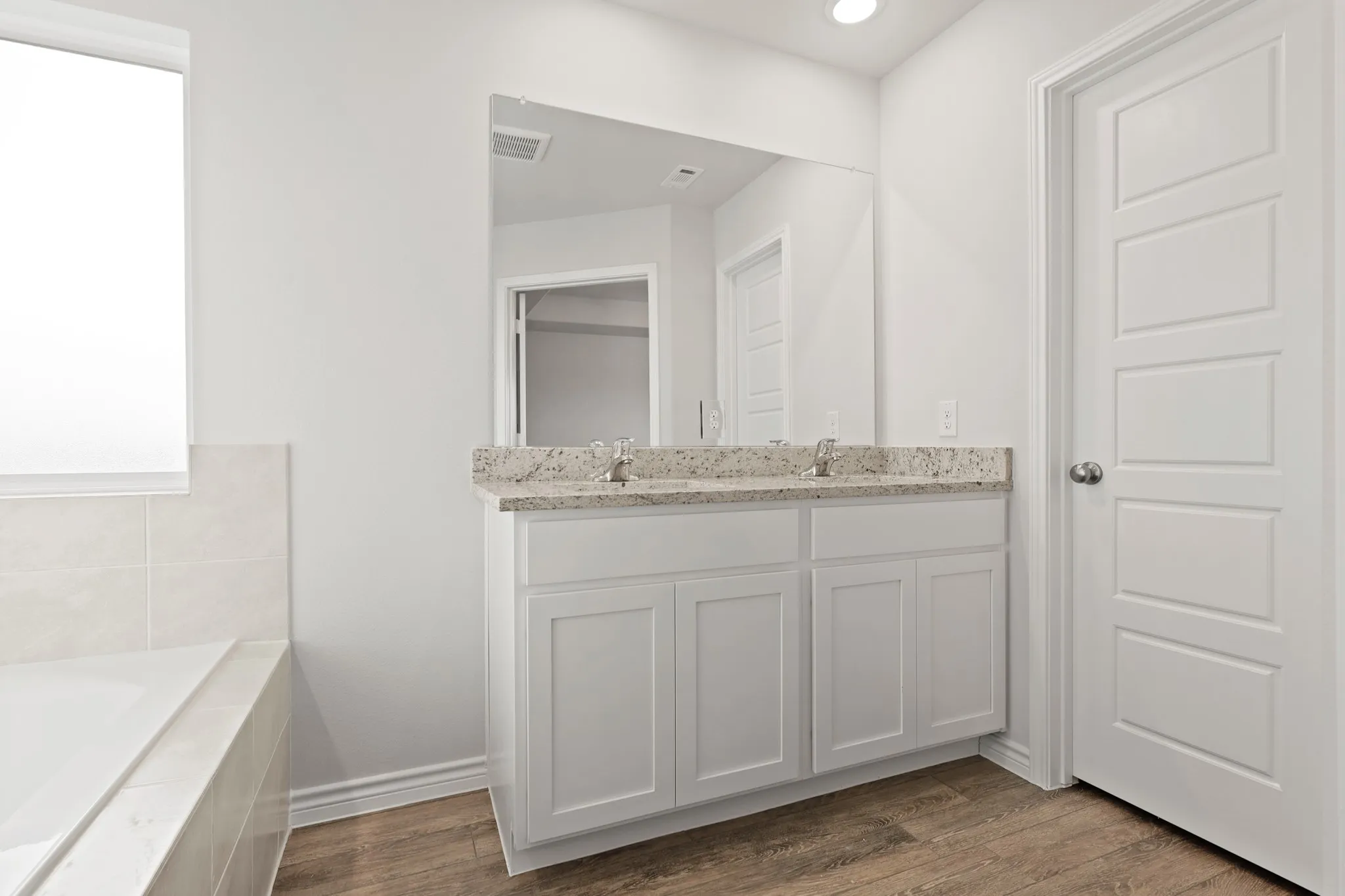 Single Family Residence For Sale in Tarrant County , 9236 Union Pacific Drive, Fort Worth, Texas 76036, 4 Bedroom, 3 Bathroom, 2 Garage spaces, 1,721 Sqft, built in 2026, mls#21322294, Real Estate Agent in Fort Worth, Homes For Sale in Tarrant county, Homes For Sale in Fort Worth, Realtor in Fort Worth Texas, Real Estate Brokerage Independent Realty Texas, Luminita Cordes Realtor