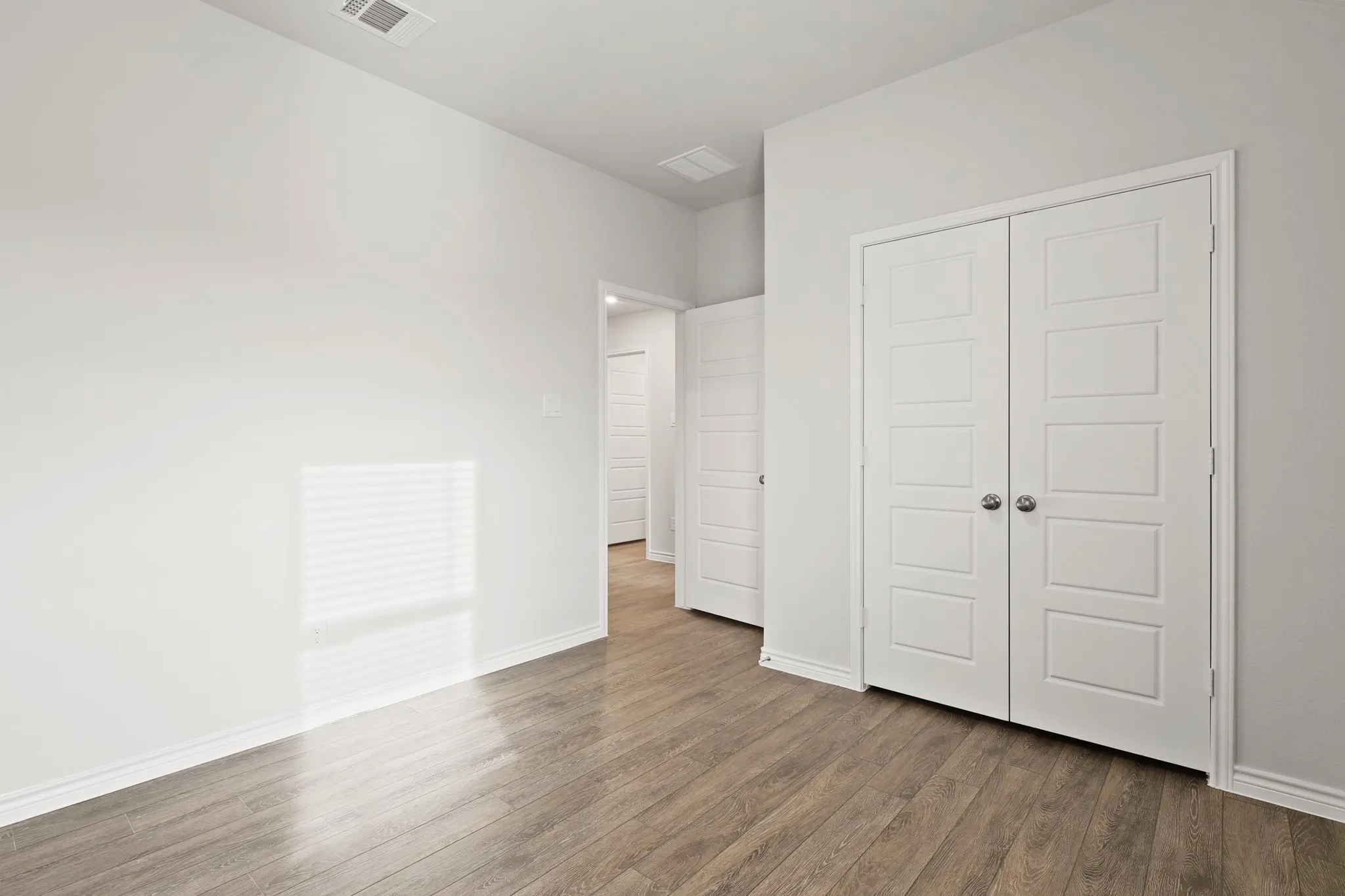 Single Family Residence For Sale in Tarrant County , 9236 Union Pacific Drive, Fort Worth, Texas 76036, 4 Bedroom, 3 Bathroom, 2 Garage spaces, 1,721 Sqft, built in 2026, mls#21322294, Real Estate Agent in Fort Worth, Homes For Sale in Tarrant county, Homes For Sale in Fort Worth, Realtor in Fort Worth Texas, Real Estate Brokerage Independent Realty Texas, Luminita Cordes Realtor
