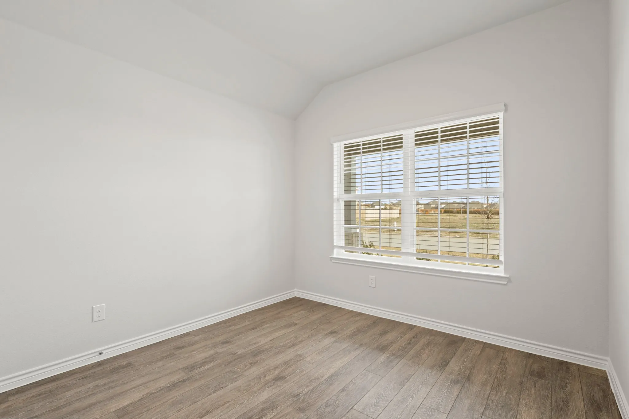 Single Family Residence For Sale in Tarrant County , 9236 Union Pacific Drive, Fort Worth, Texas 76036, 4 Bedroom, 3 Bathroom, 2 Garage spaces, 1,721 Sqft, built in 2026, mls#21322294, Real Estate Agent in Fort Worth, Homes For Sale in Tarrant county, Homes For Sale in Fort Worth, Realtor in Fort Worth Texas, Real Estate Brokerage Independent Realty Texas, Luminita Cordes Realtor